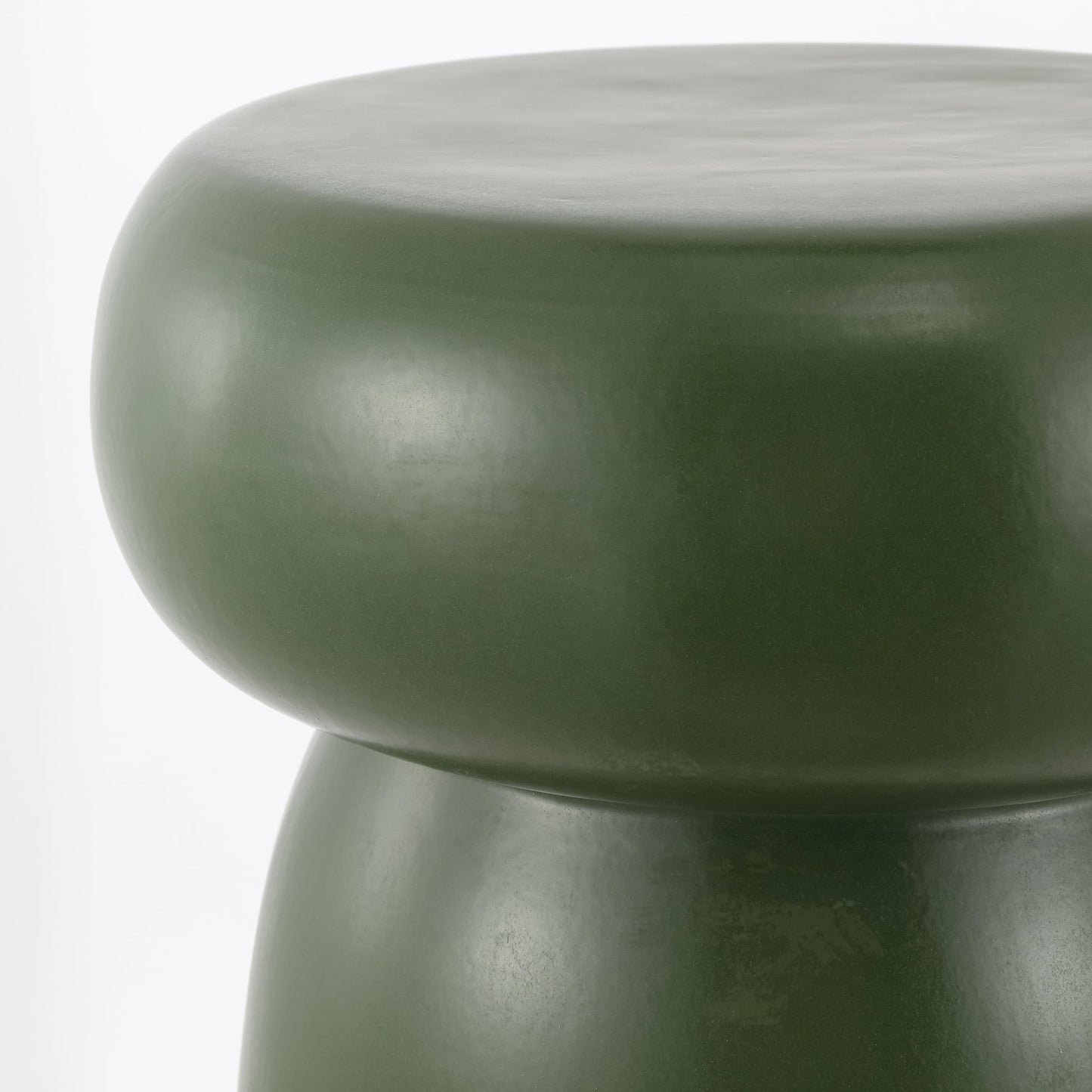 SAFAVIEH Home Collection Millia Moss Green Ceramic Decorative Garden Stool for Living Room, Bedroom, Garden, Side Table, Plant Stand (Fully Assembled)