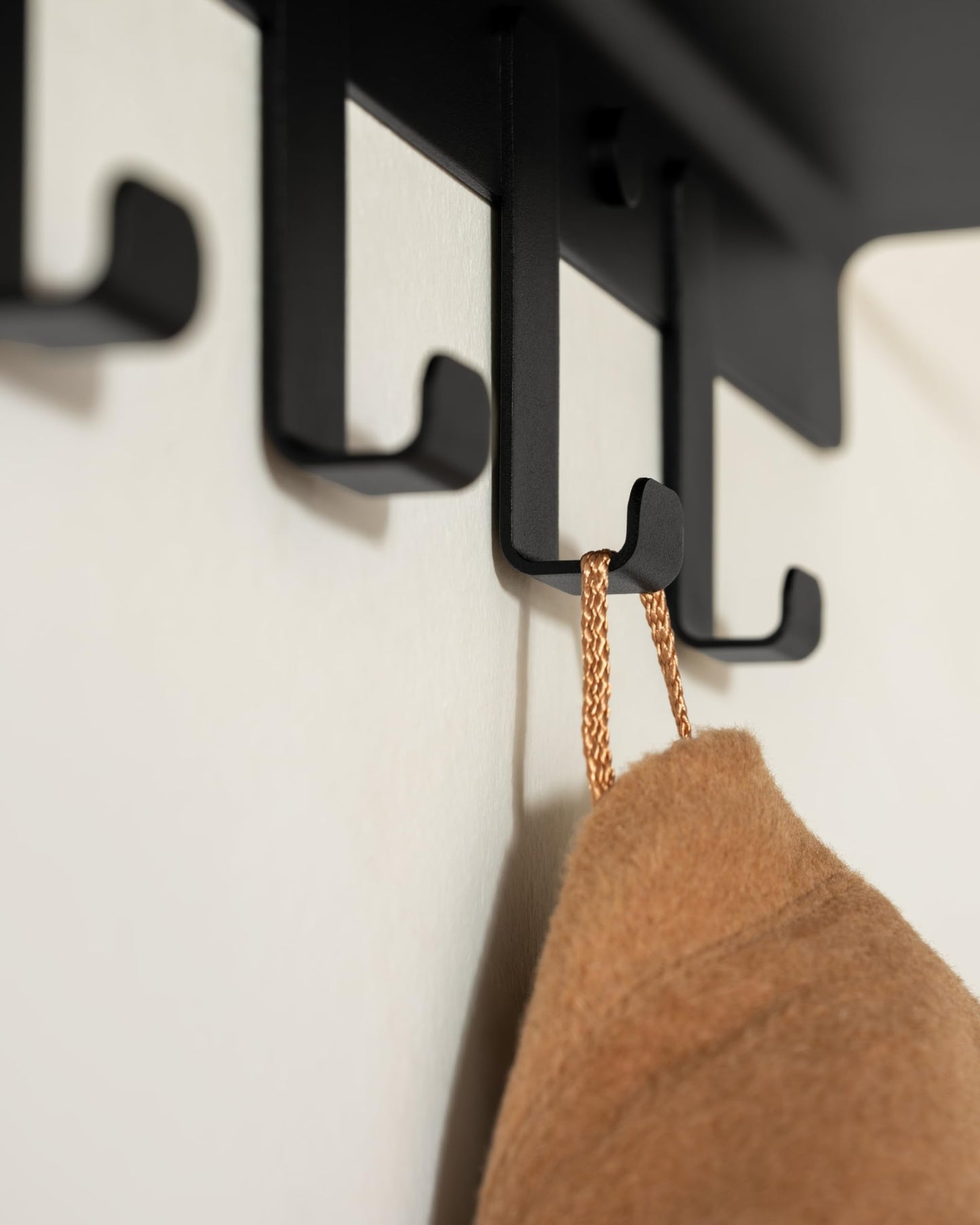 Kazai. Coat Rack Wall Mount with Shelf 'Holmsen' | Coat Rack with Shelf for Storage and Display | Wall Hooks for Hanging Clothes and Purses | Modern Entryway Hangers in Metal | Black
