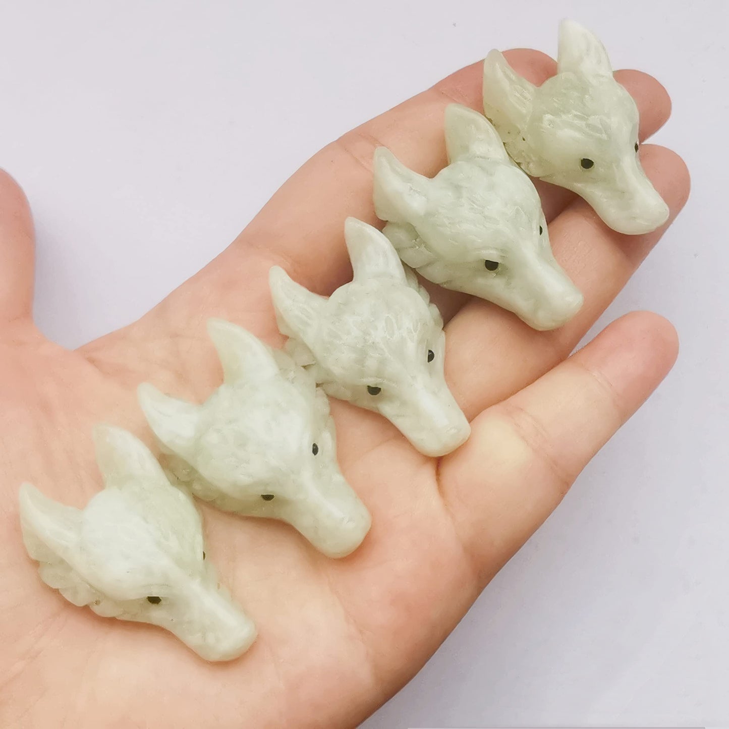 Bacatgem Natural New Jade 1.57 inchs Wolf Head Pocket Crystals and Healing Stone Figurine,Haped DIY-Jewelry Pendant