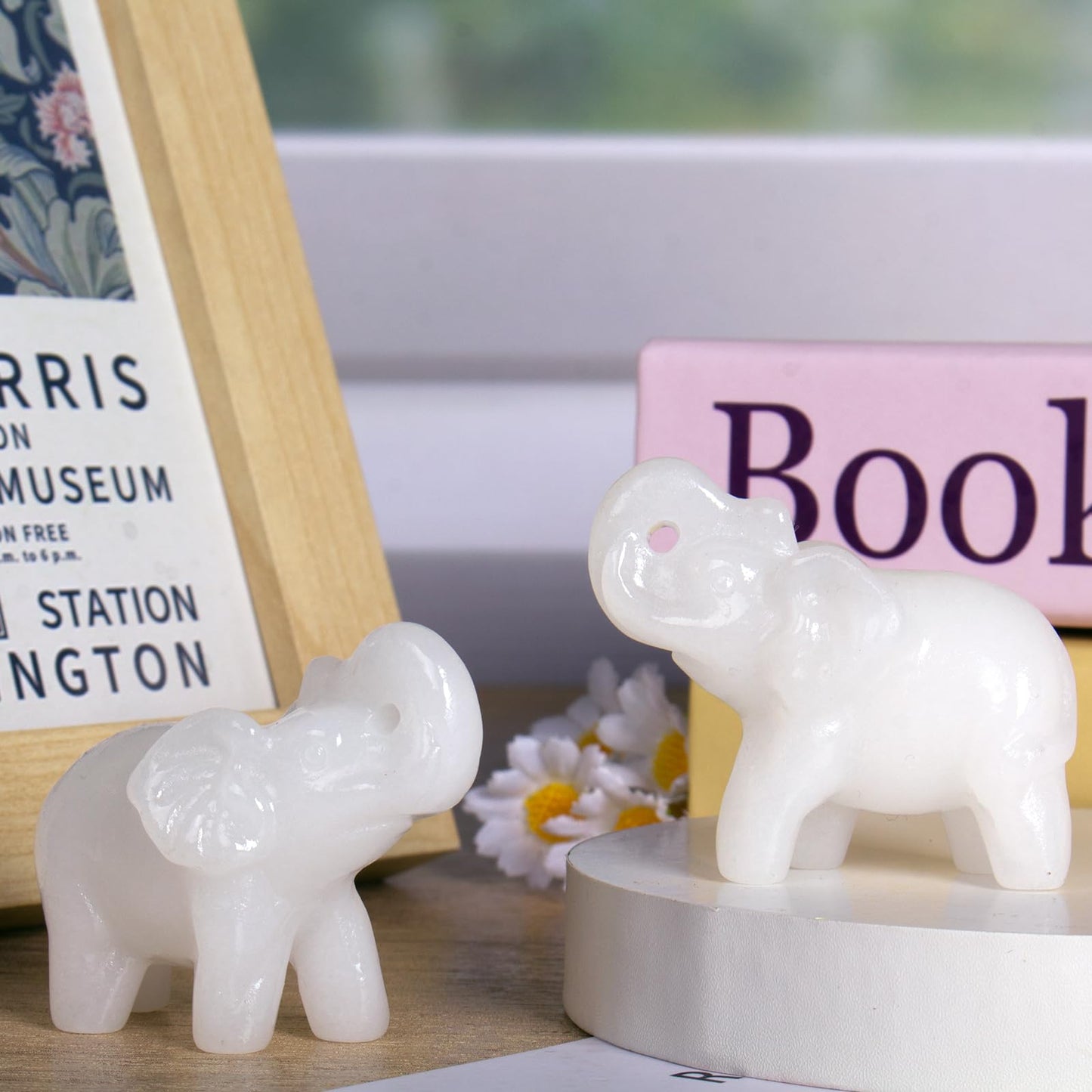 Hguxmcu 2 Inch White Jade Crystal Elephant Sculpture Handcrafted Healing Stone Animal Figurine Spiritual Home Decor Lucky Charm Gift for Wealth Success Positive Energy and Meditation Lovers