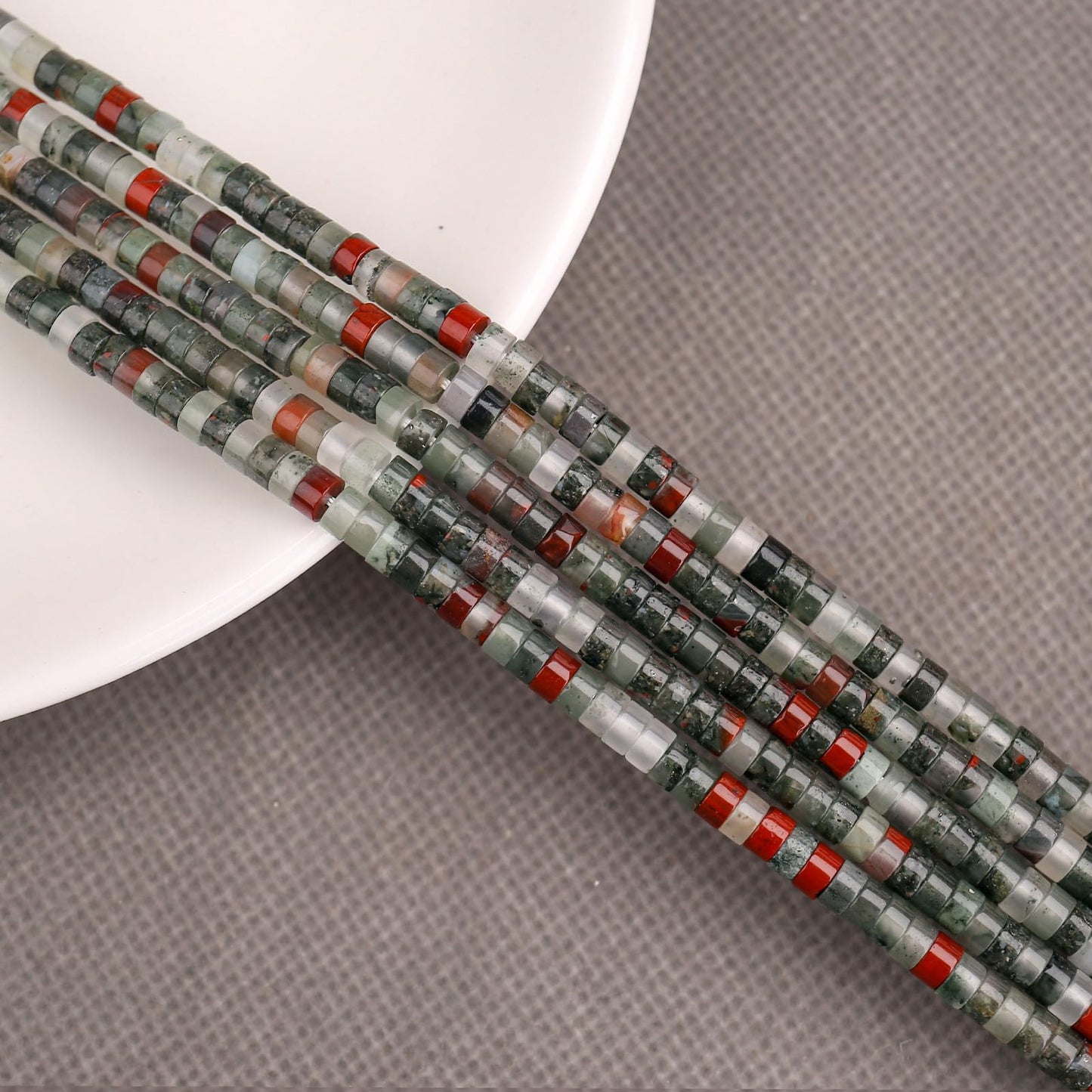 BONNY BOXX 150PCs Natural African Bloodstone Spacer Beads, Loose Semi Precious Flat Round Gemstone Heishi Disc Stone Beads for Beading Jewelry Making 4mm*2mm