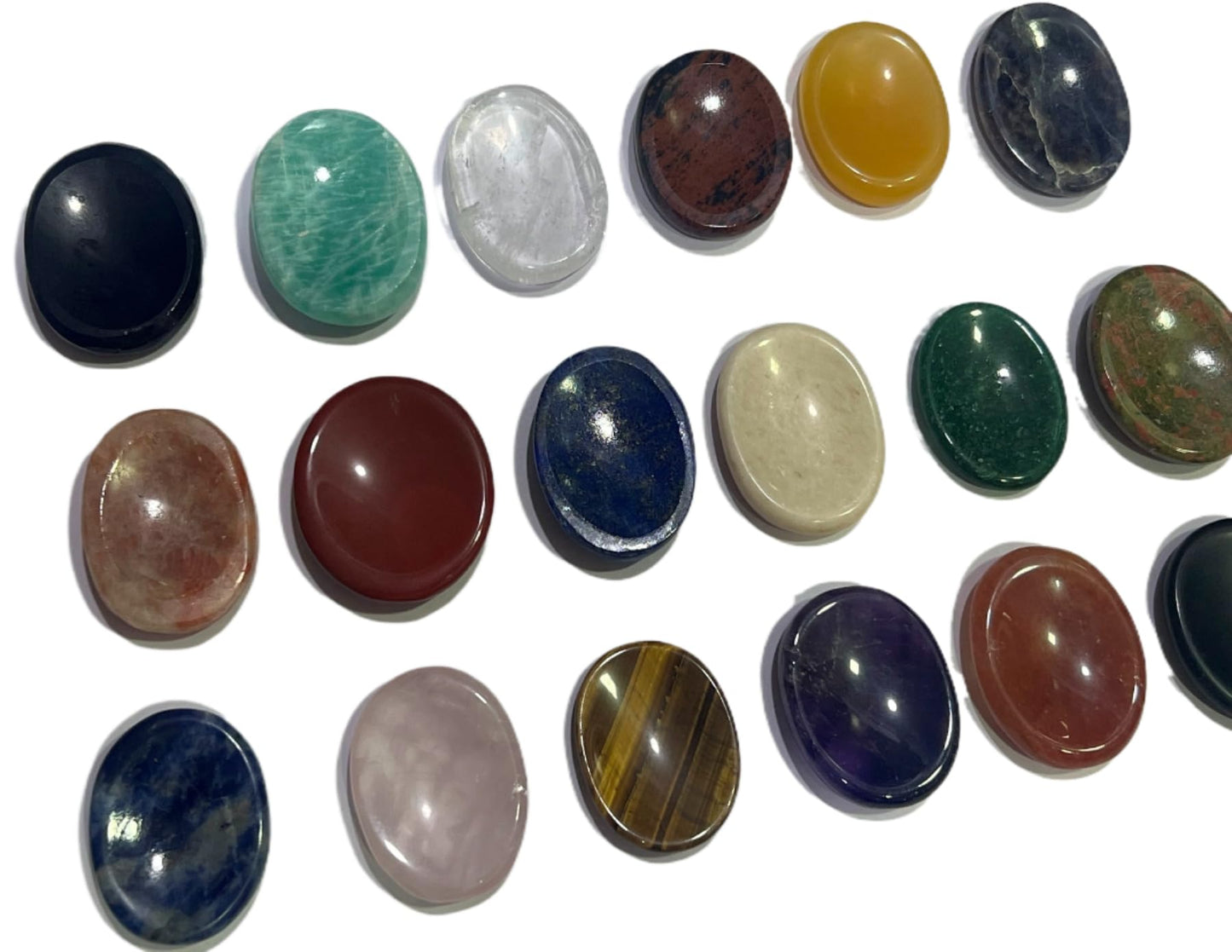 Set of 4 Pieces of Amethyst, Rose Quartz, Clear Quartz, Black Agate Thumb Worry Stones Metaphysical Gemstone Crystal Healing Reiki Men Women Gift Feng Shui Positive Energy