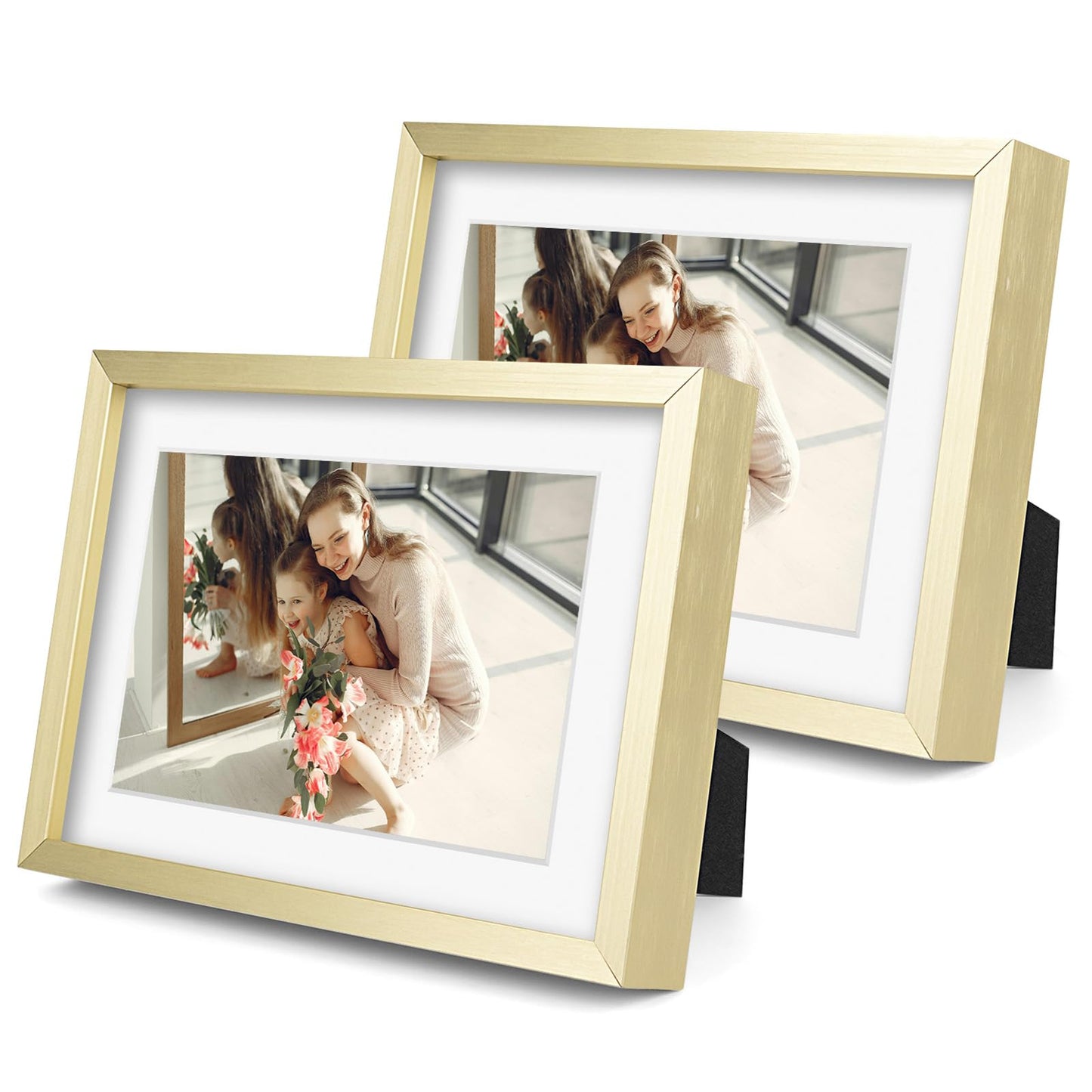 Golden State Art, Gold 5x7 Aluminum Picture Frame - Display Photos 4x6 with Mat or 5x7 inch Without Mat - Shatter-Resistant Glass Metal Photo Frame for Wall or Tabletop Display (2 Pack)
