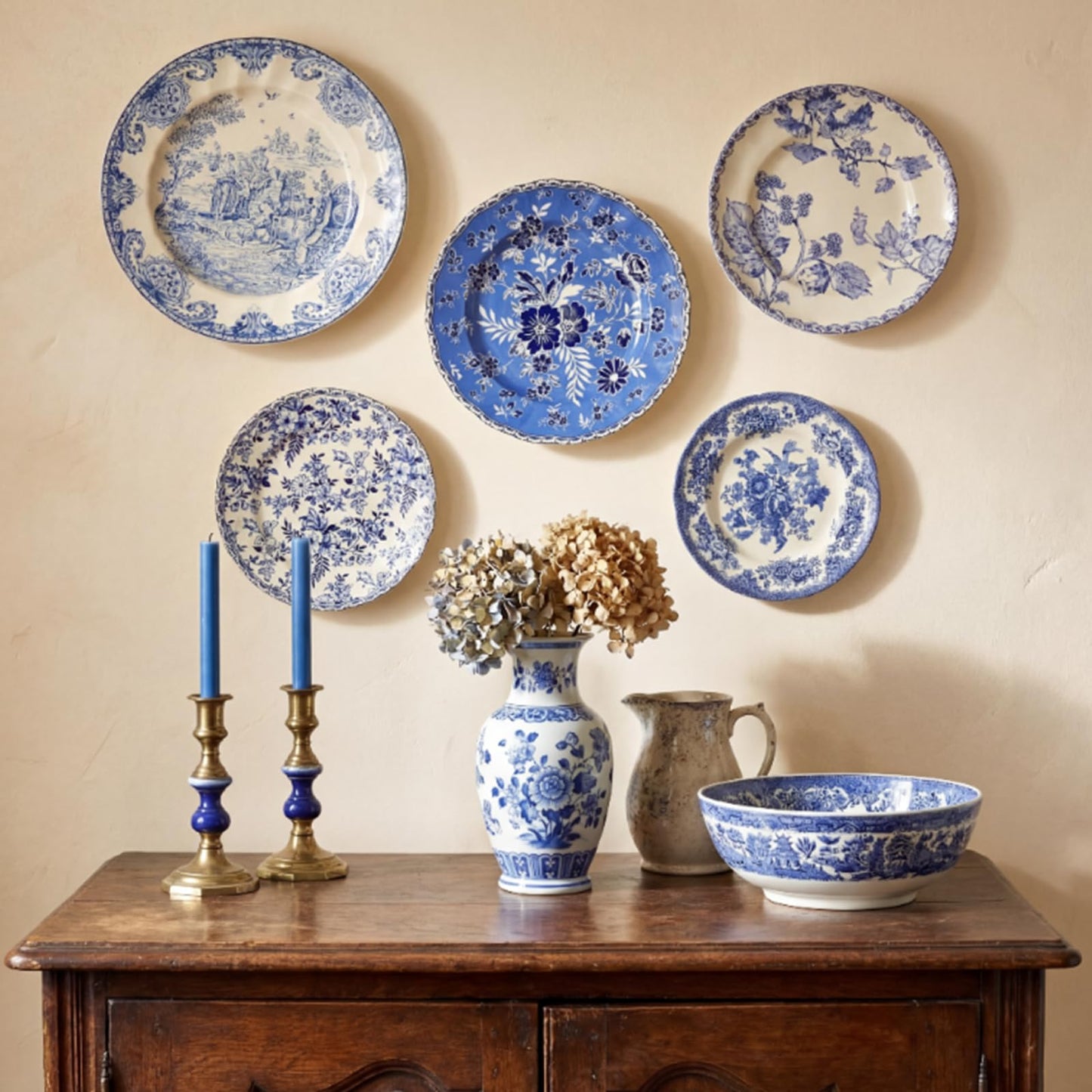 Yiyiring Holland Wall Sculpture Plates for Wall, Ceramic Vintage Blue and White Plates Set, Vintage Gifts, Display Home Bedroom Office Art Ornament(5 Pcs,Flowers)