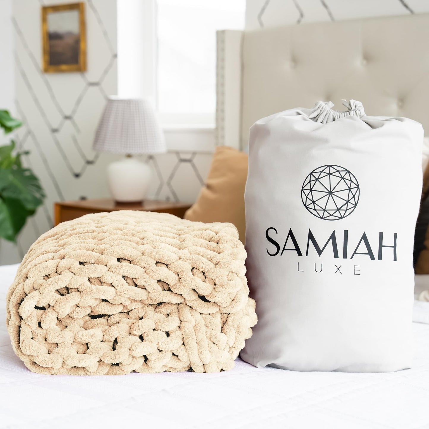 SAMIAH LUXE Chunky Knit Blanket Throw 50x70, Cream Chenille Chunky Knit Throw Blanket for Living Room Decor or Boho Decor, Thick Yarn Knitted Blankets for Couch or Bed, Cable Knitted Crochet Blankets