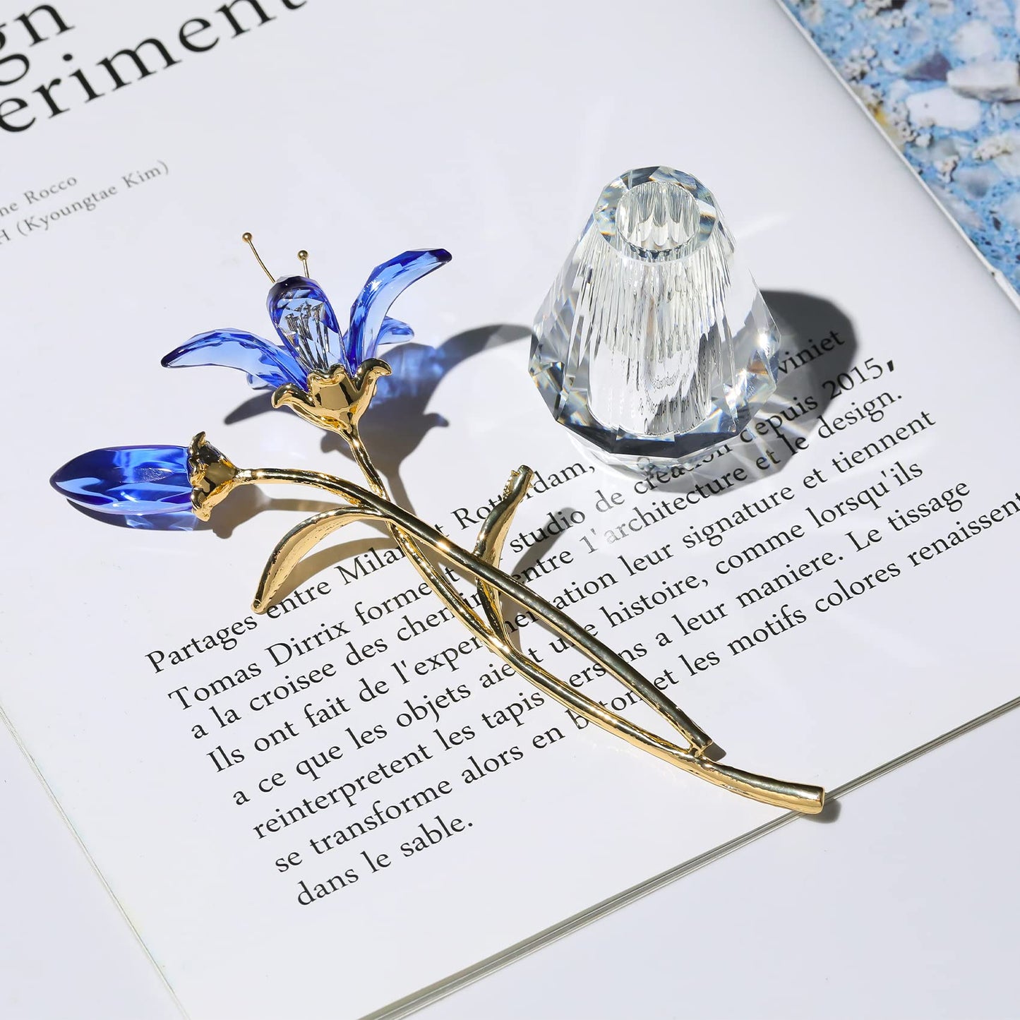 Ornalrist Crystal Tiger Lily Flowers with Vase Metal Stem Blue Lily Flower Collectible Gifts for Women, Glass Lilium Floral Figurines for Home Anniversary Party Decor