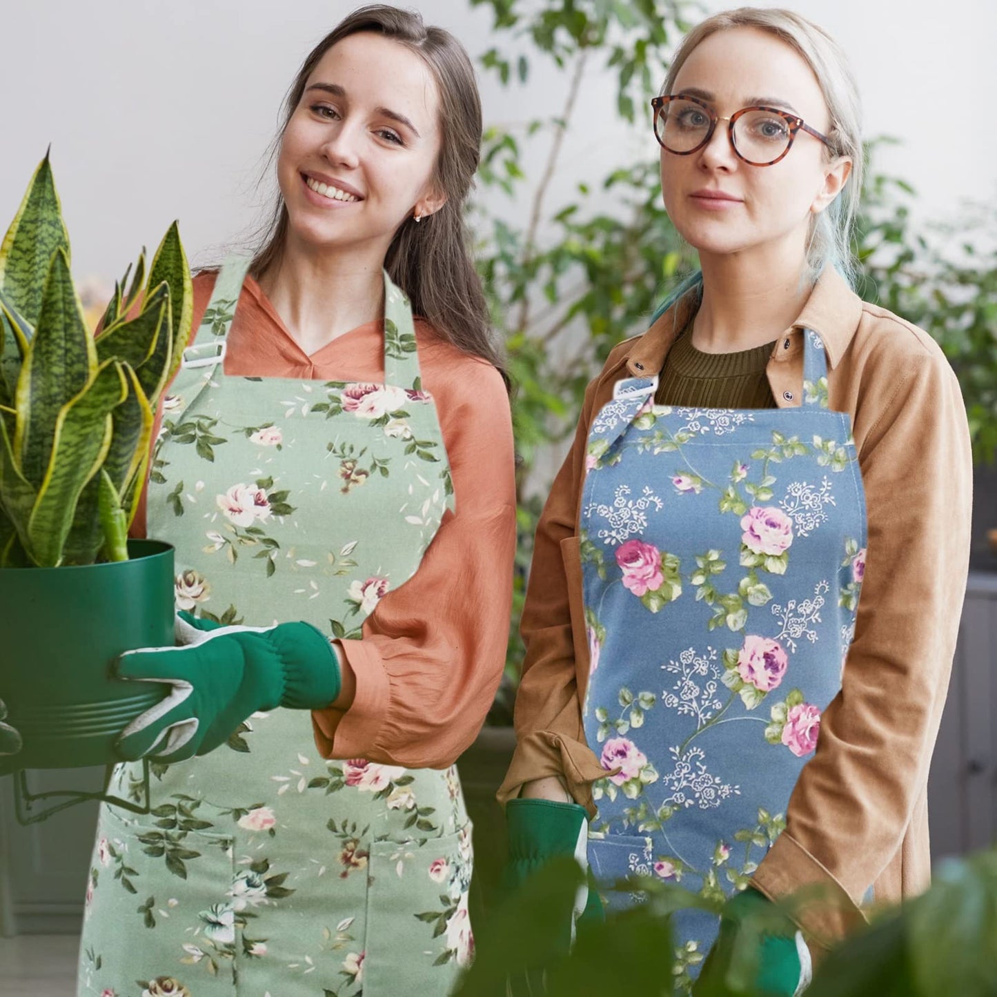 Saukore Floral Aprons for Women, 2 Pack Kitchen Aprons with Pockets for Cooking Baking, Gardening Apron Gifts for Gardeners, Birthday Mothers Day Apron Gift for Mom Wife Sister Daughter Grandma