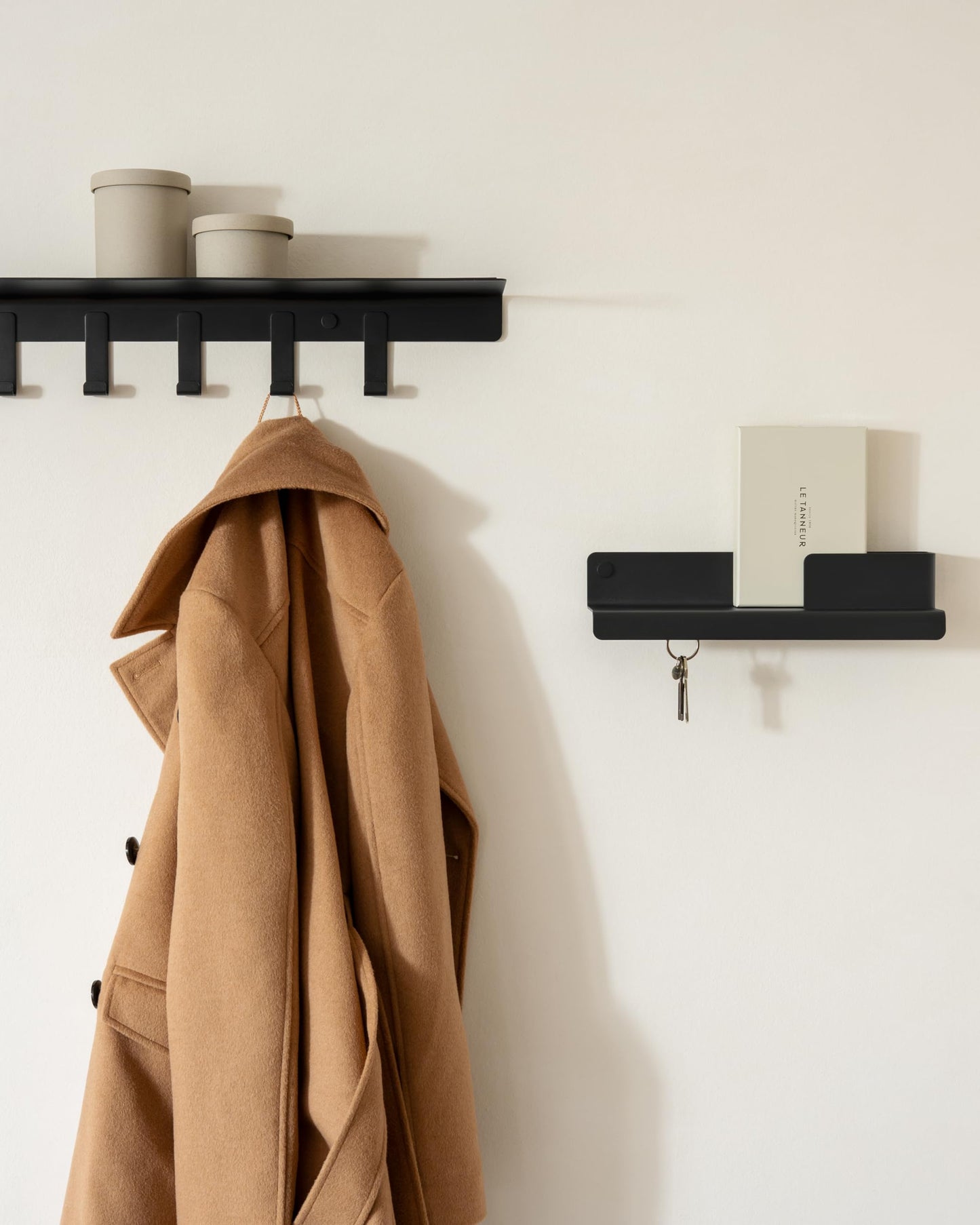 Kazai. Coat Rack Wall Mount with Shelf 'Holmsen' | Coat Rack with Shelf for Storage and Display | Wall Hooks for Hanging Clothes and Purses | Modern Entryway Hangers in Metal | Black
