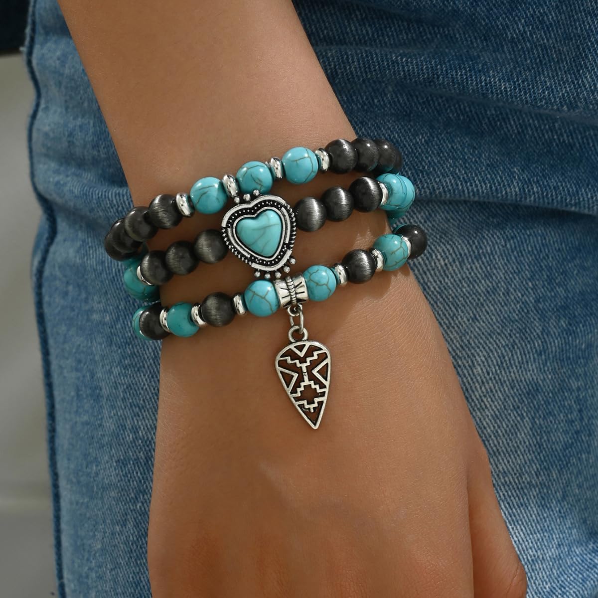 Meztole Turquoise Western Cowgirl Bracelets for Women Handmade Stackable Turquoise Beaded Stretch Bracelet Vintage Rodeo Western Jewelry Set Country Cowboy Outfit Accessories (3)