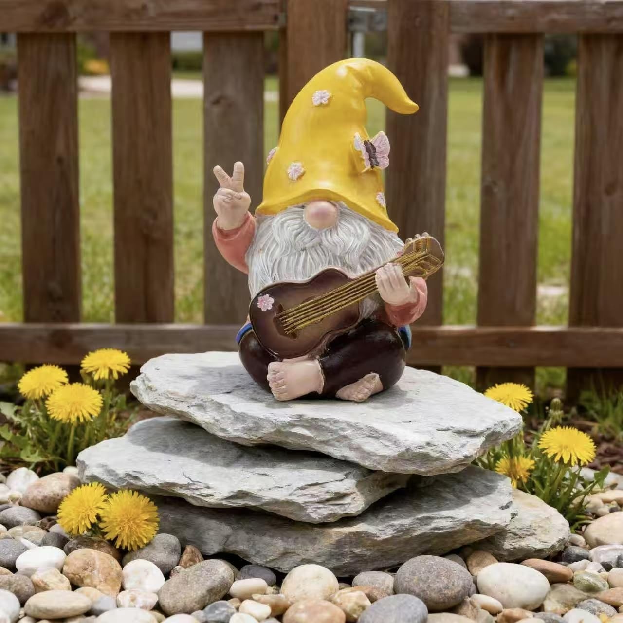 Garden Hippie Gnome Decor Statue,Funny Garden Gnomes with Peace Sign Decor Outdoor ，for House,Lawn,Patio and Porch, Gifts for Friend,Family. (Yellow)