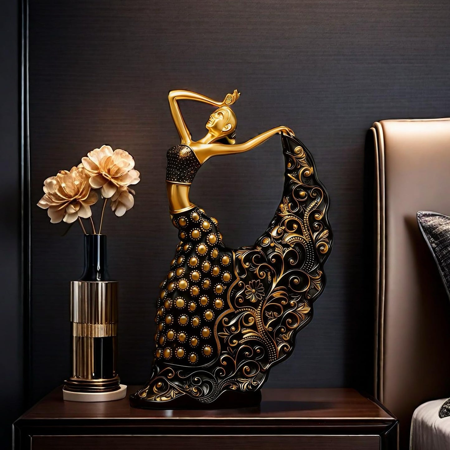 XINDAM Elegant Peacock Art Figurine Dancer Statue Decorative Home & Office Figurines Home Office Display Craft Living Room Decor Ornaments for Tabletop Black and Gold