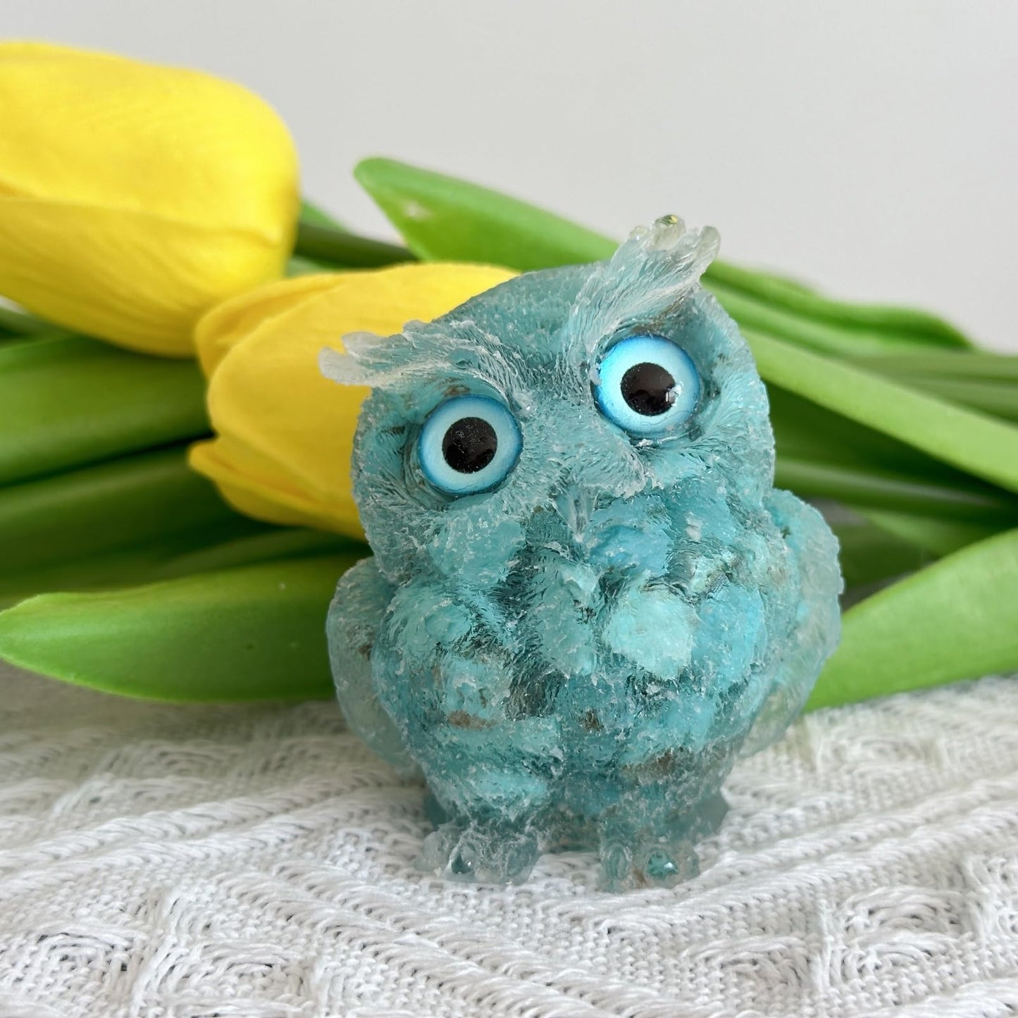 XYLIBLLA Hand-Carved Natural Crystal Owl Statue Owl Decor ，Green Owl Figurine, Animal Figurines Desk Decor and Owl Gifts for Women.（Turquoise）