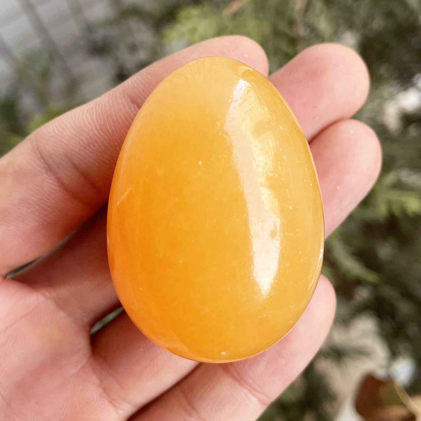 favoramulet Polished Stone Egg for Easter Day, Palm/Pocket/Worry Enegry Healing Crystal Display Sphere Figurine Fengshui, Ice Yellow Jade 1.8" x 1.3"