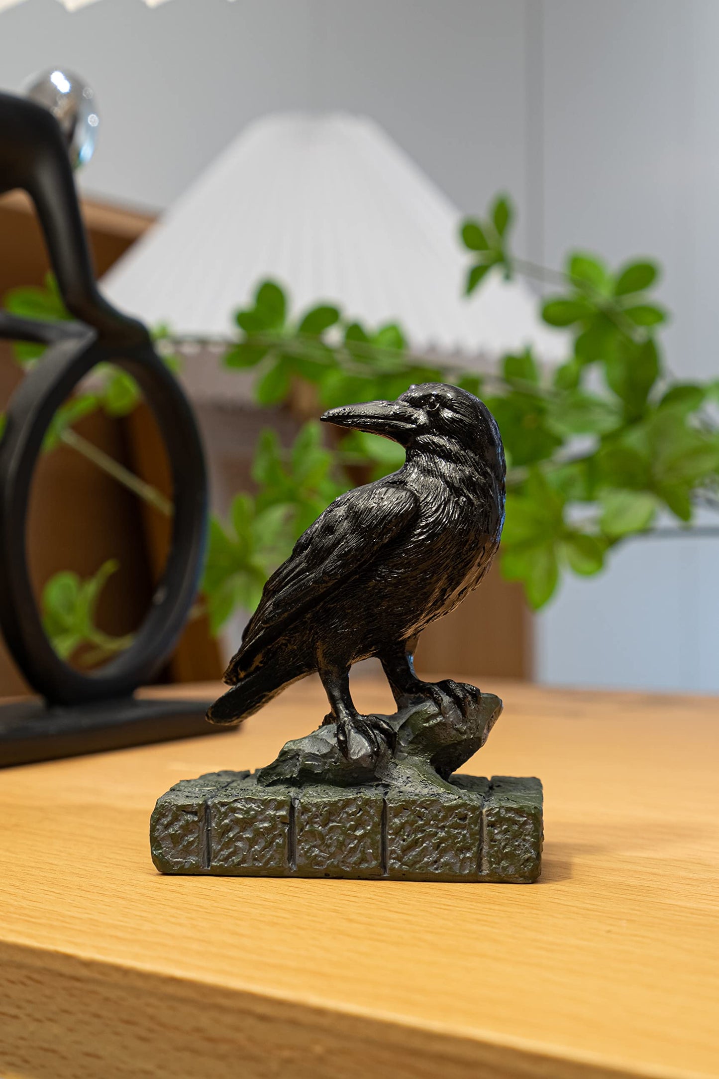 EASCHEER Raven On Rock Statue 3" Gothic Crow Scavenger Bird Decor Figurine