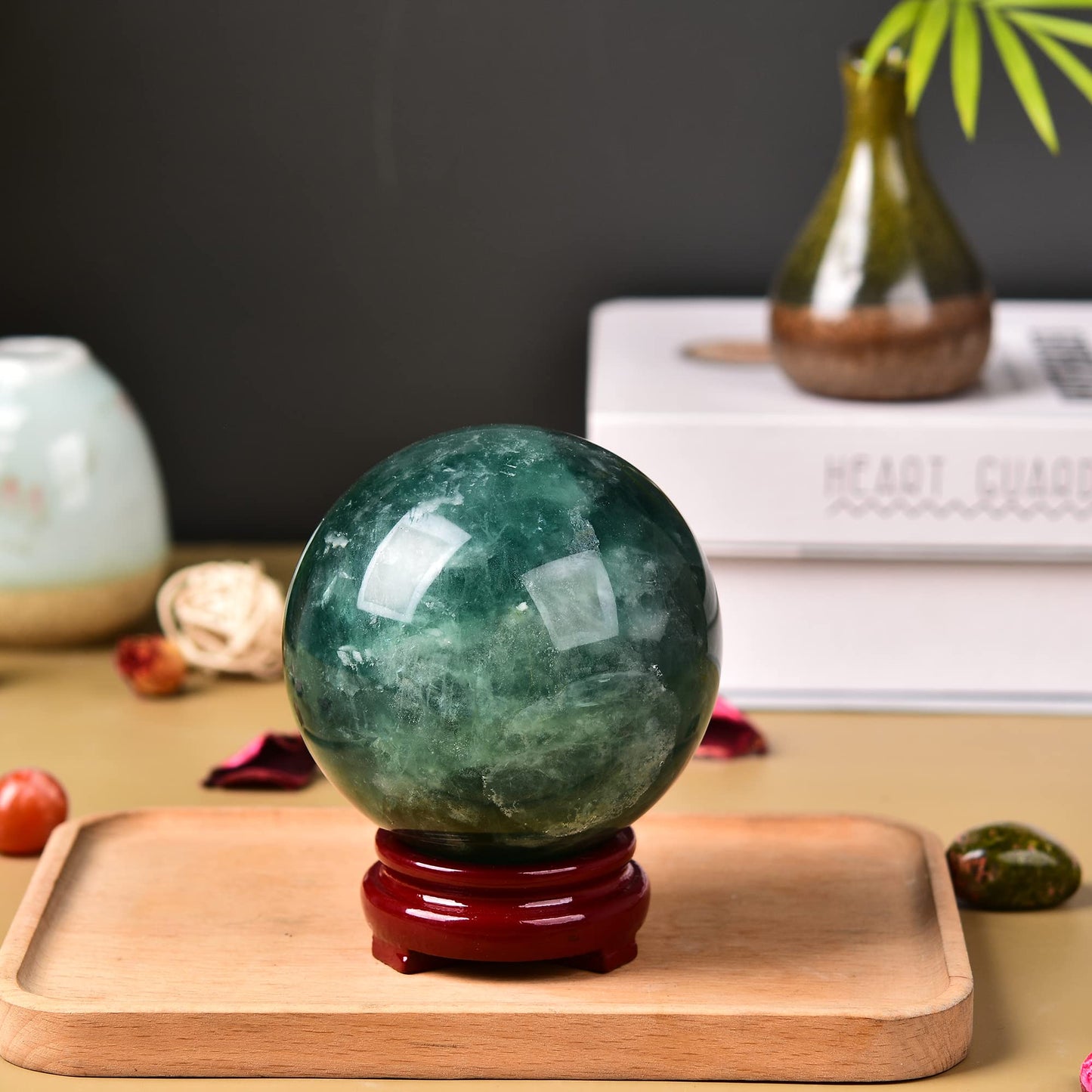 JIC Gem Natural Green Fluorite Quartz Crystal Ball Sphere Healing Crystal Sphere Decorative Ball with Wooden Stand Home Decoration Christmas Day Gifts (70-80mm)