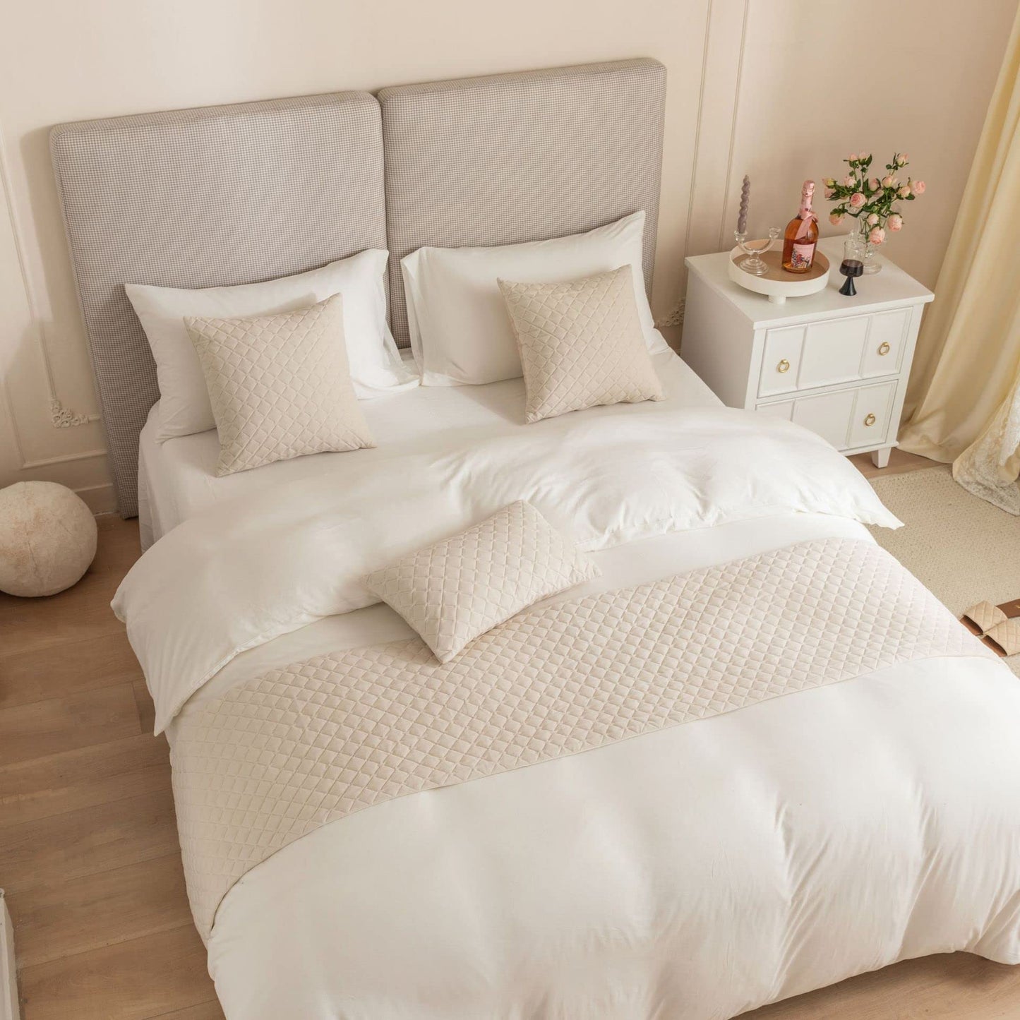 Guest Ruyunlai Bed Runner King Size,Beige Bed Runner for 240X45cm for 1.8m Bed Bed Runner of Luxury Hotel Grade