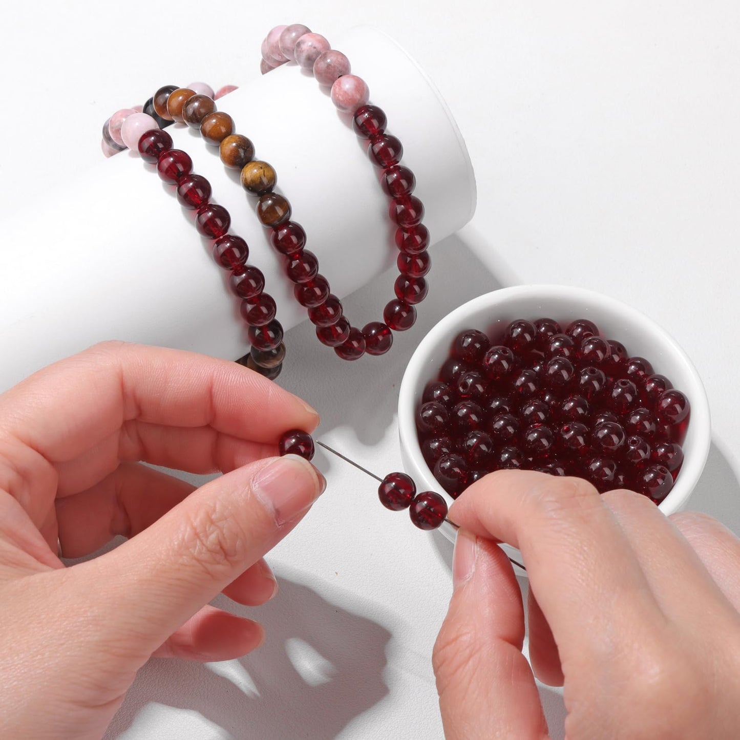 Risyfjew 100PCS 8mm Garnet Red Glass Gemstone Round Loose Beads for Jewelry Making Chakra Crystal Stone Beads for Bracelets Necklace Earrings Making Supplies (100pcs/Strand)