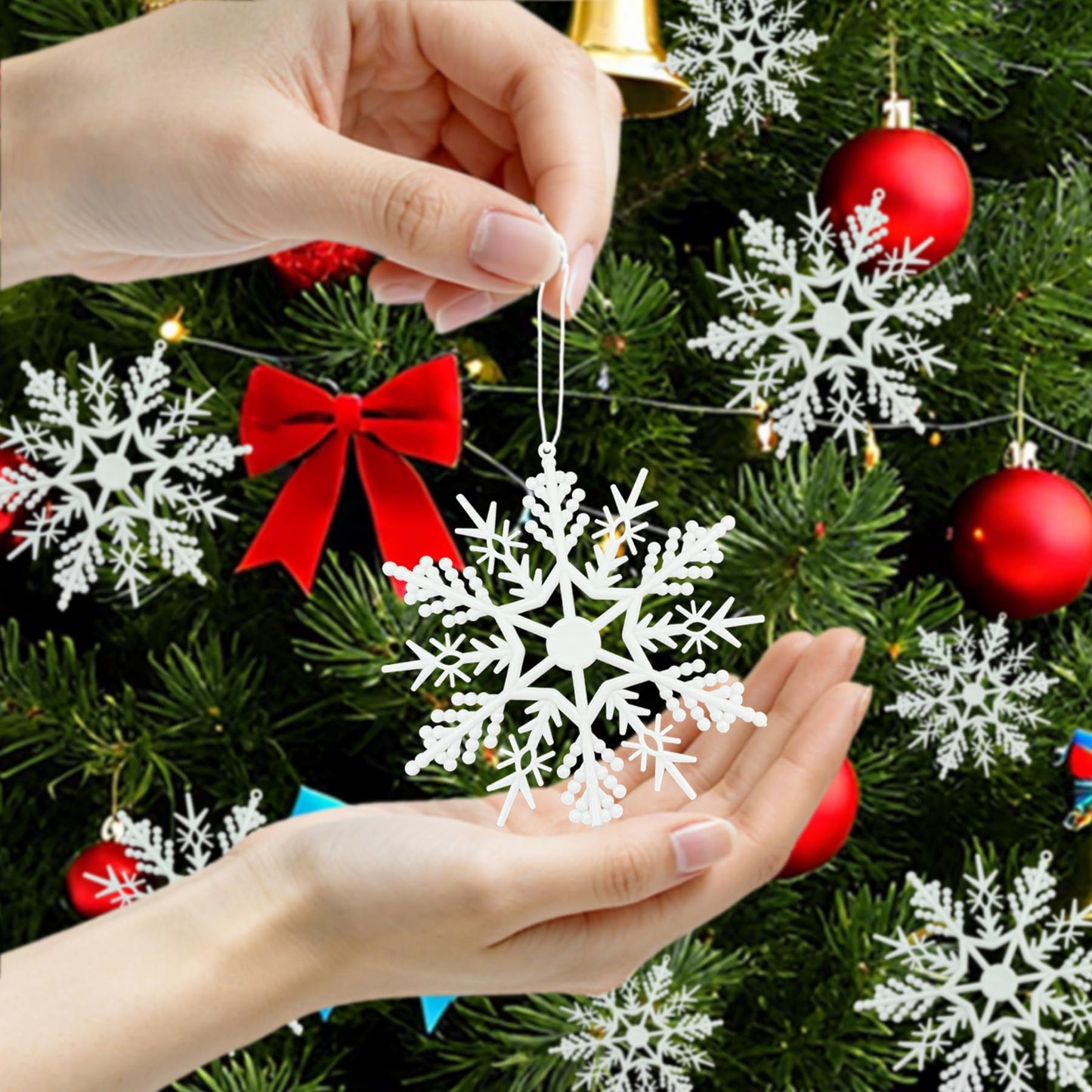 Snowflake Decorations 24 Pcs Snowflake Ornaments for Tree Snowflakes Christmas Tree Decorations for Christmas Embellishments and Winter Party DIY Craft Decoration