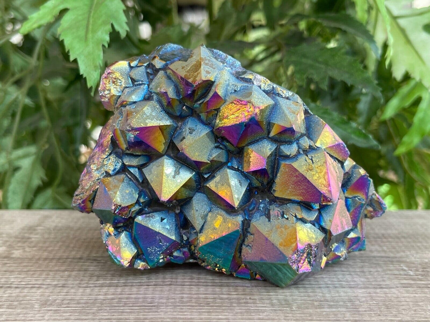 GAF TREASURES XL Raw Aura Rainbow Quartz Clusters, 3-4" Natural Rough Aura Rainbow Quartz Clusters, Aura Rainbow Quartz Clusters Healing Rough Crystal (Aura Rainbow Quartz Clusters, 0.5-1 lb)