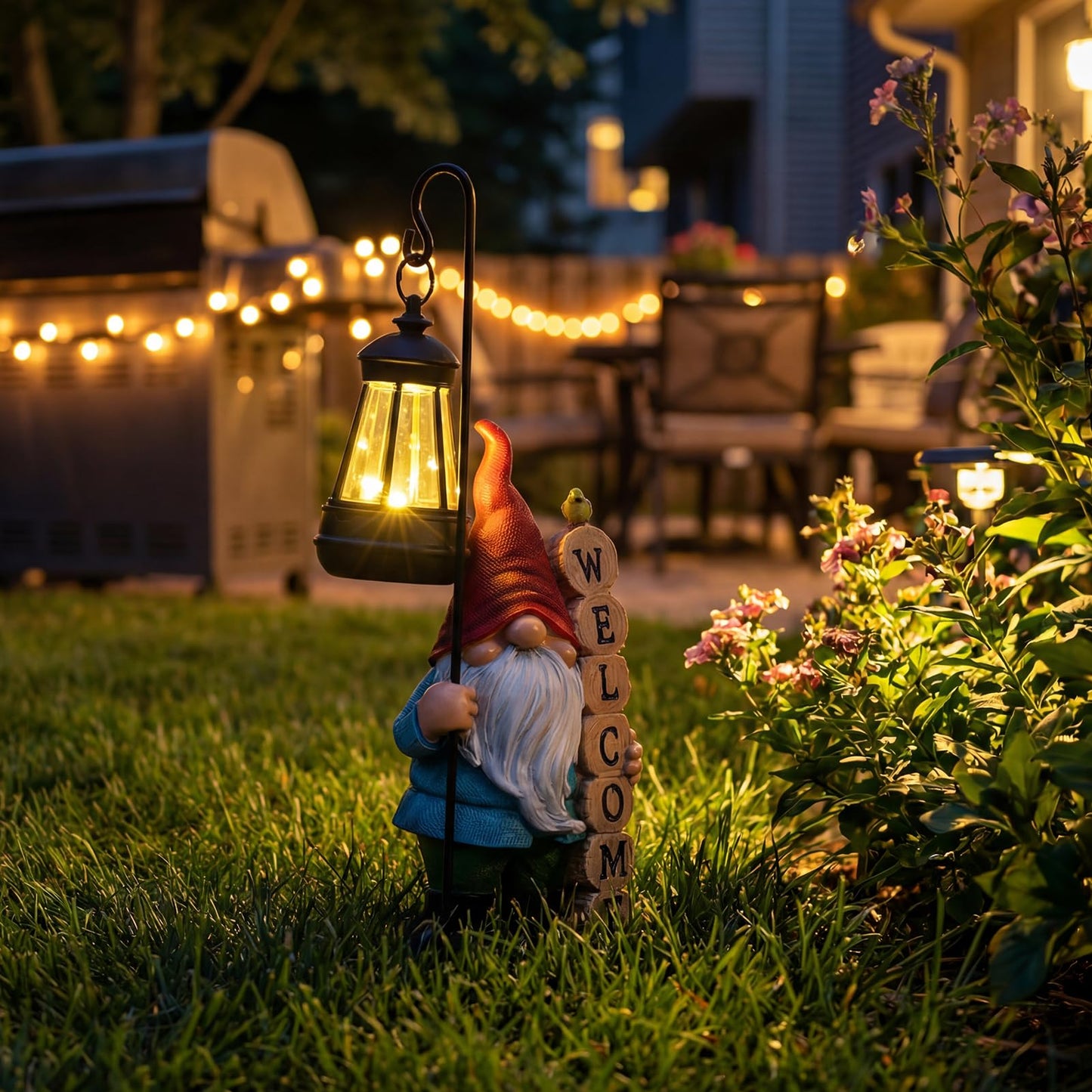 PETAFLOP Solar Garden Gnome Statue Decor with Welcome Sign, Funny Gnomes Figurine for Yard Patio Balcony Outdoor Decorations, Mother's Day Birthday Housewarming Gifts for Mom Grandma