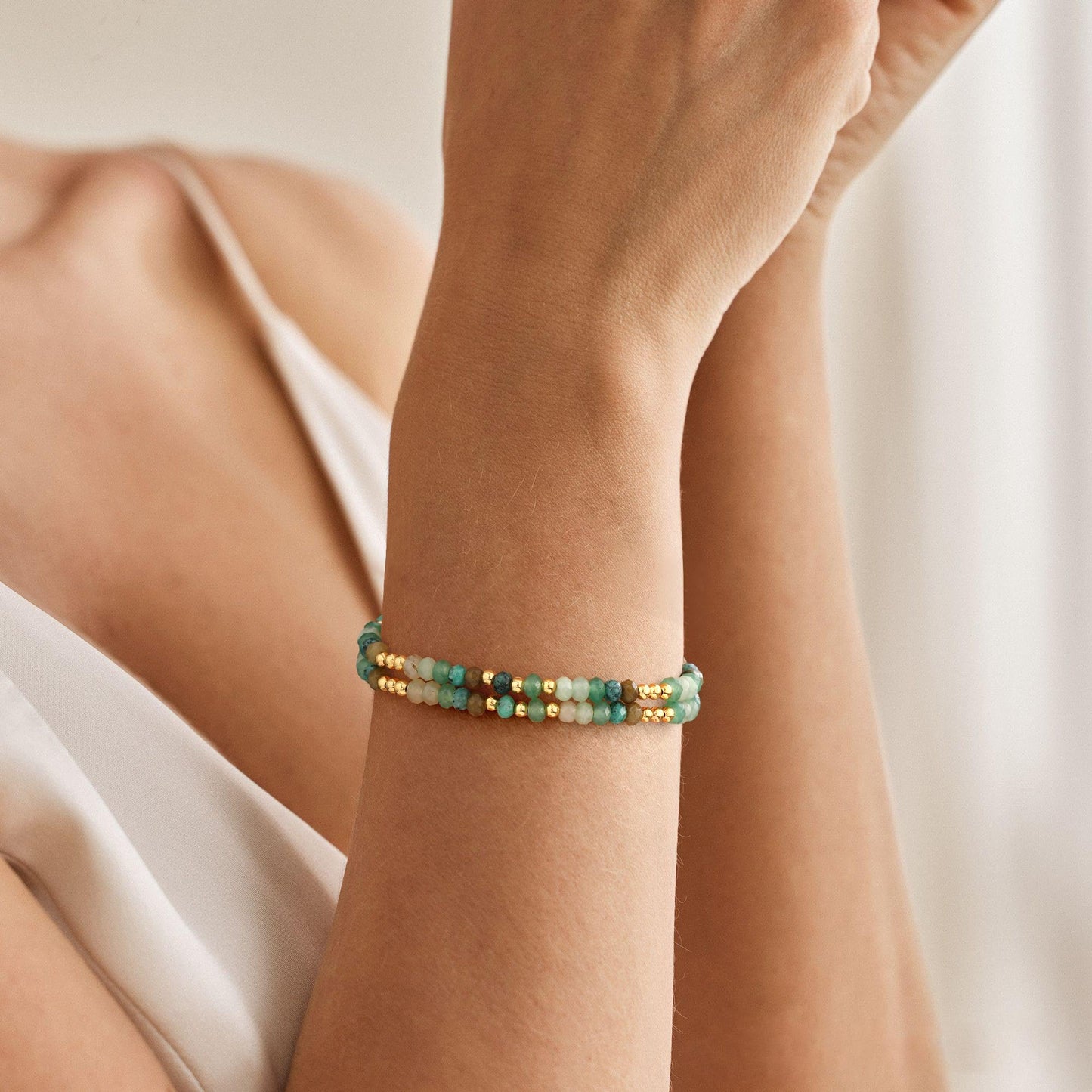 Nymerianoble Healing Crystals Green Bracelets for Women, Gemstone Bracelet Stress Relief Gifts Natural Stone Bracelet Spiritual Gifts for Women Gls Sister