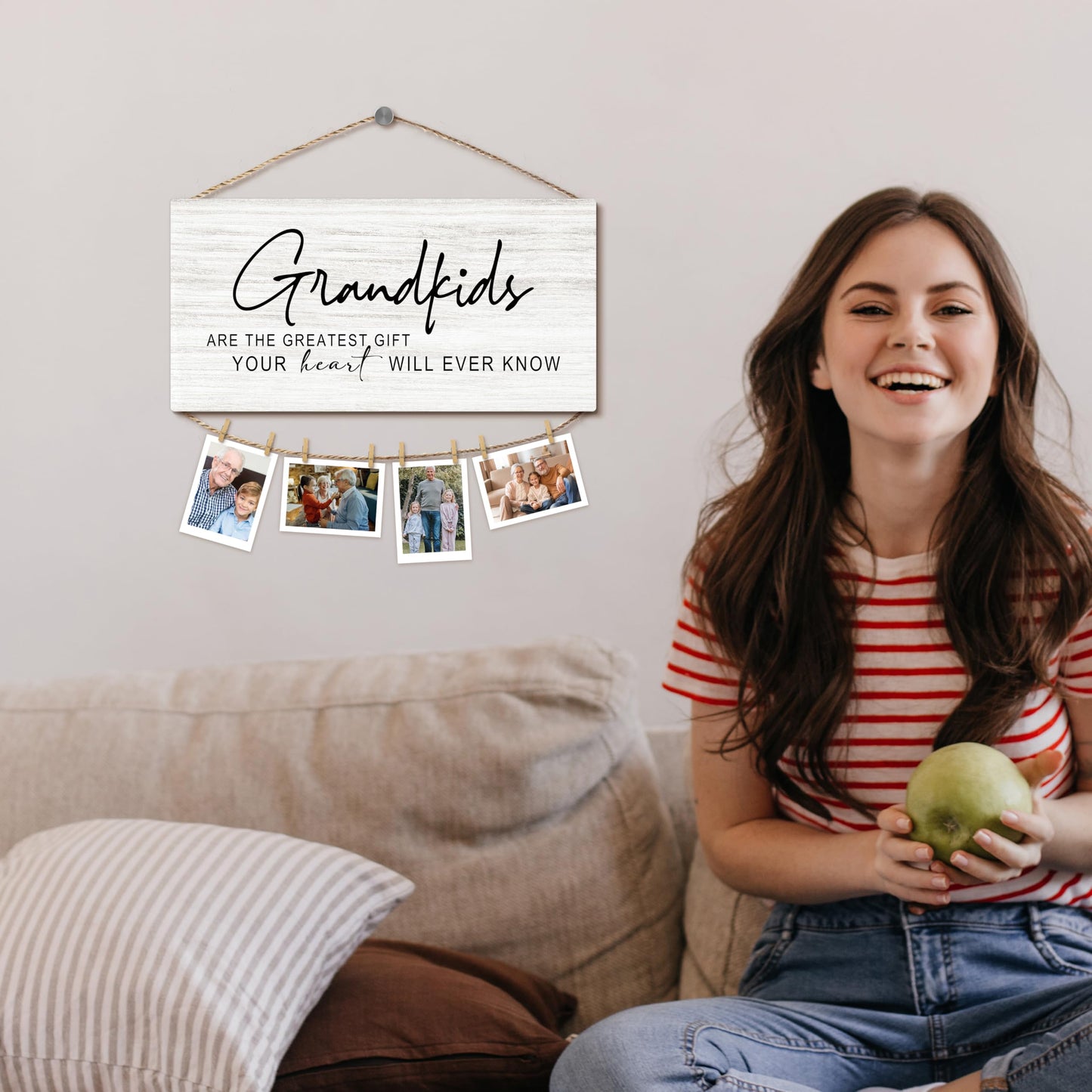 Foyoulame Grandkids Hanging Photo Display, Grandparents Grandchildren Wooden Picture Board for Photos, Christmas Birthday Gifts for Grandparents from Grandkids Decorative Photo Holder for Wall