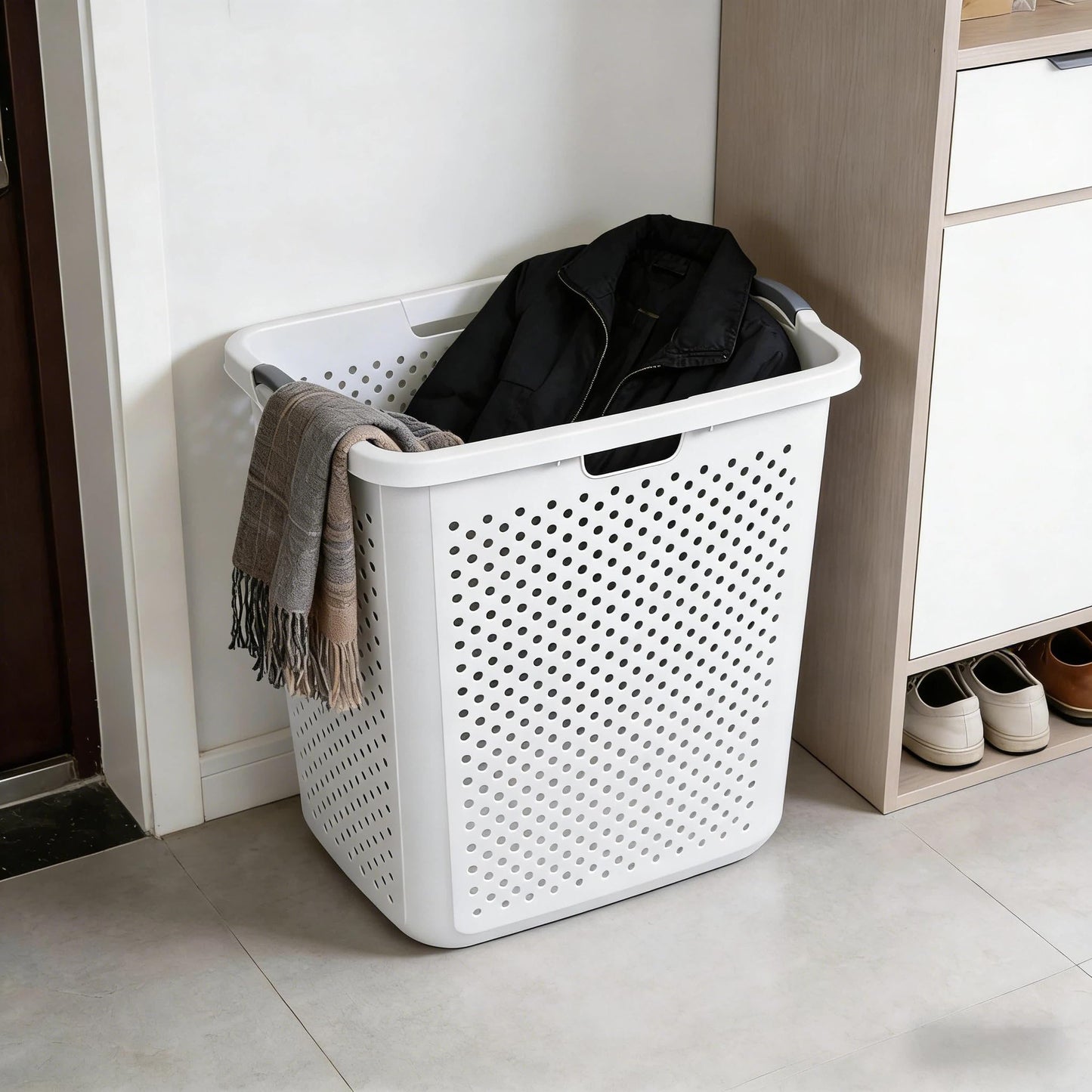 Plastic Laundry Hamper – 2.5 Bushel Large Capacity Basket with Handles, Sturdy White Clothes Hamper for Bedroom, Bathroom & Dorm