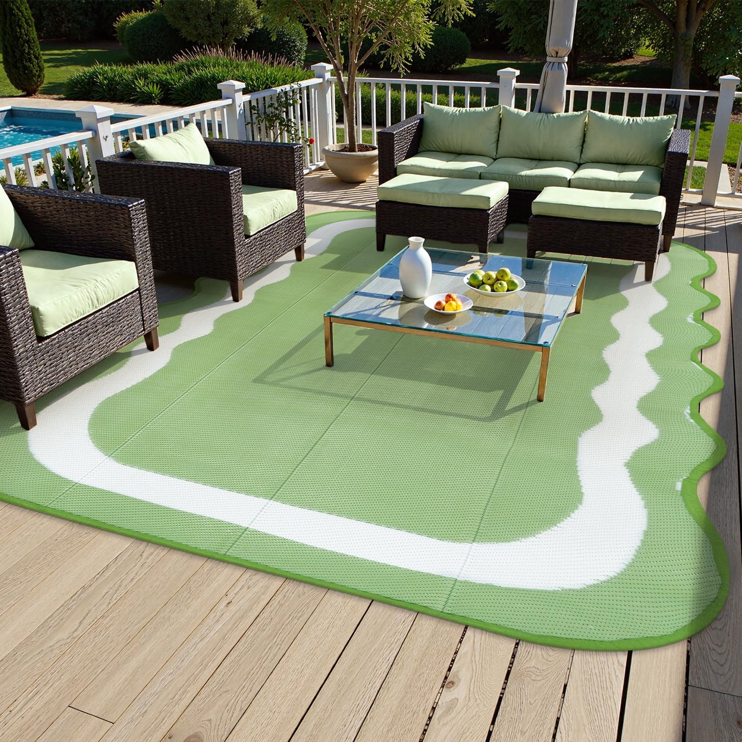 Uphome Outdoor Rug Waterproof 8x10, Large Reversible Green Scalloped Patio Plastic Straw Rugs, Foldable Modern RV Camping Outside Carpet Mat for Pool Back Yard Deck Picnic, 8 x 10 ft