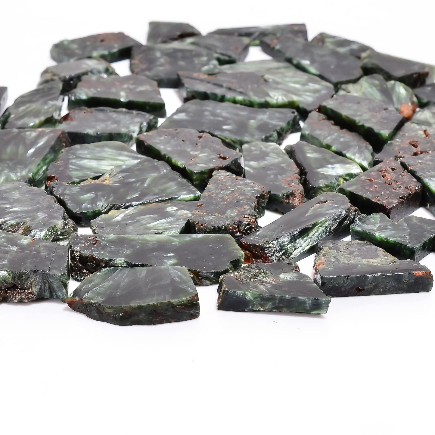 Natural Seraphinite Raw Slice Gemstone- Healing Crystals for DIY Jewelry Making -Loose Natural Cabochon -Perfect for Crafting Unique Jewelry Designs (5 pcs, 25-35 mm)
