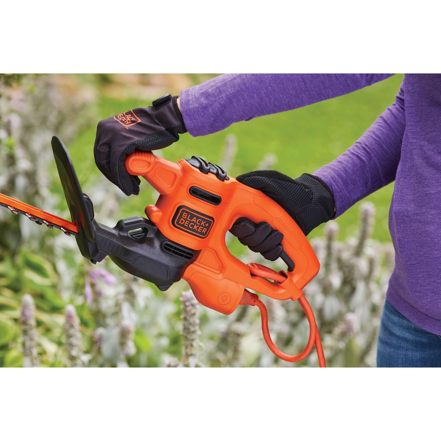 BLACK+DECKER Electric Hedge Trimmer, 16-Inch 3.0 Amp Compact Corded Power Hedge Trimmer (BEHT100)