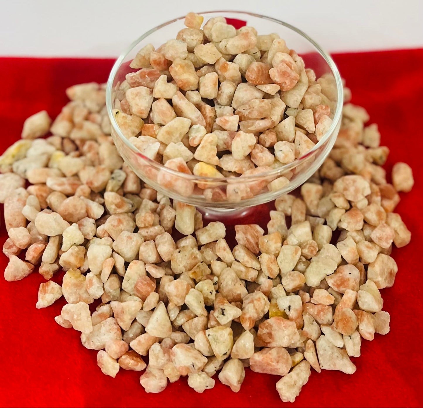 Indian Consigners Sunstone Tumbled Gemstone Chips – 100g Natural Crushed Healing Crystals for Energy, Mood Boosting, Manifestation & Home Décor