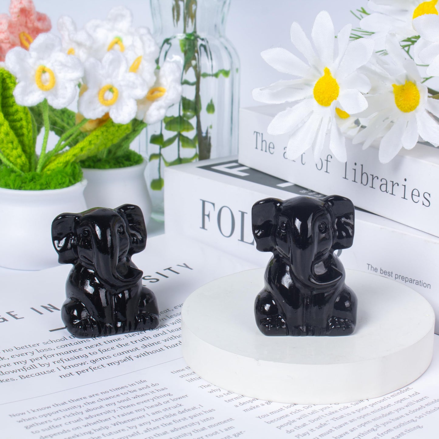Ytbeoxk 2 Inch Crystal Elephant Decor Statues, Black Obsidian Cute Sitting Elephant Figurines, Reiki Healing Crystal Carved Animal Statues, Home Office Desk Hand Carved Decor Gifts for Women