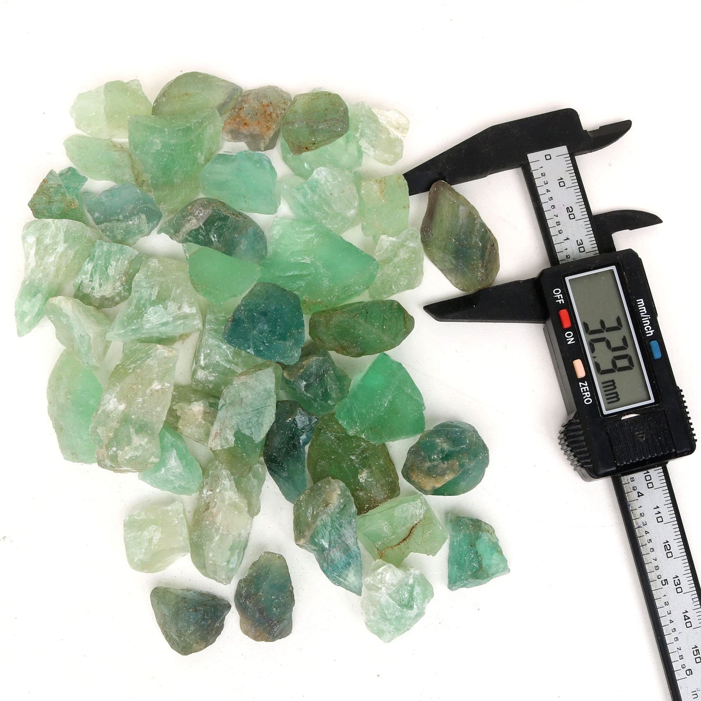 REAL-GEMS Natural Raw Healing Crystals Rough Stones for Tumbling, Cabbing, Polishing, Wire Wrapping, Wicca & Reiki Crystal Healing, Mix Gemstones,7 Chakra (Green Flourite)