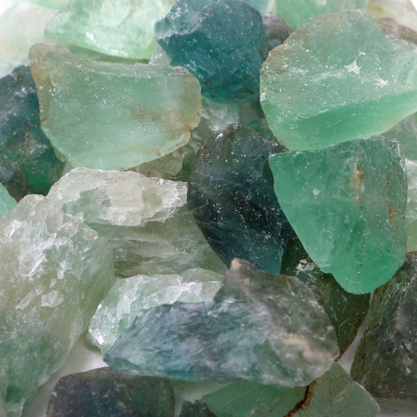 REAL-GEMS Natural Raw Healing Crystals Rough Stones for Tumbling, Cabbing, Polishing, Wire Wrapping, Wicca & Reiki Crystal Healing, Mix Gemstones,7 Chakra (Green Flourite)