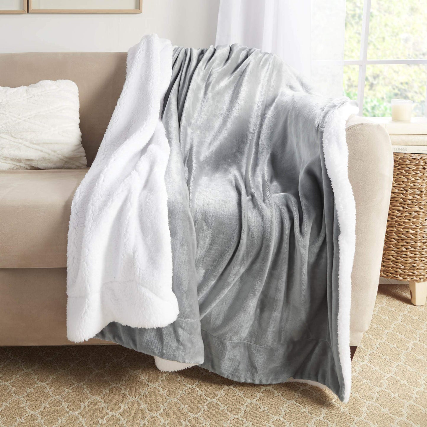 Genteele Sherpa Throw Blanket Super Soft Reversible Ultra Luxurious Plush Blanket, 50 x 60 inches, Silver/White