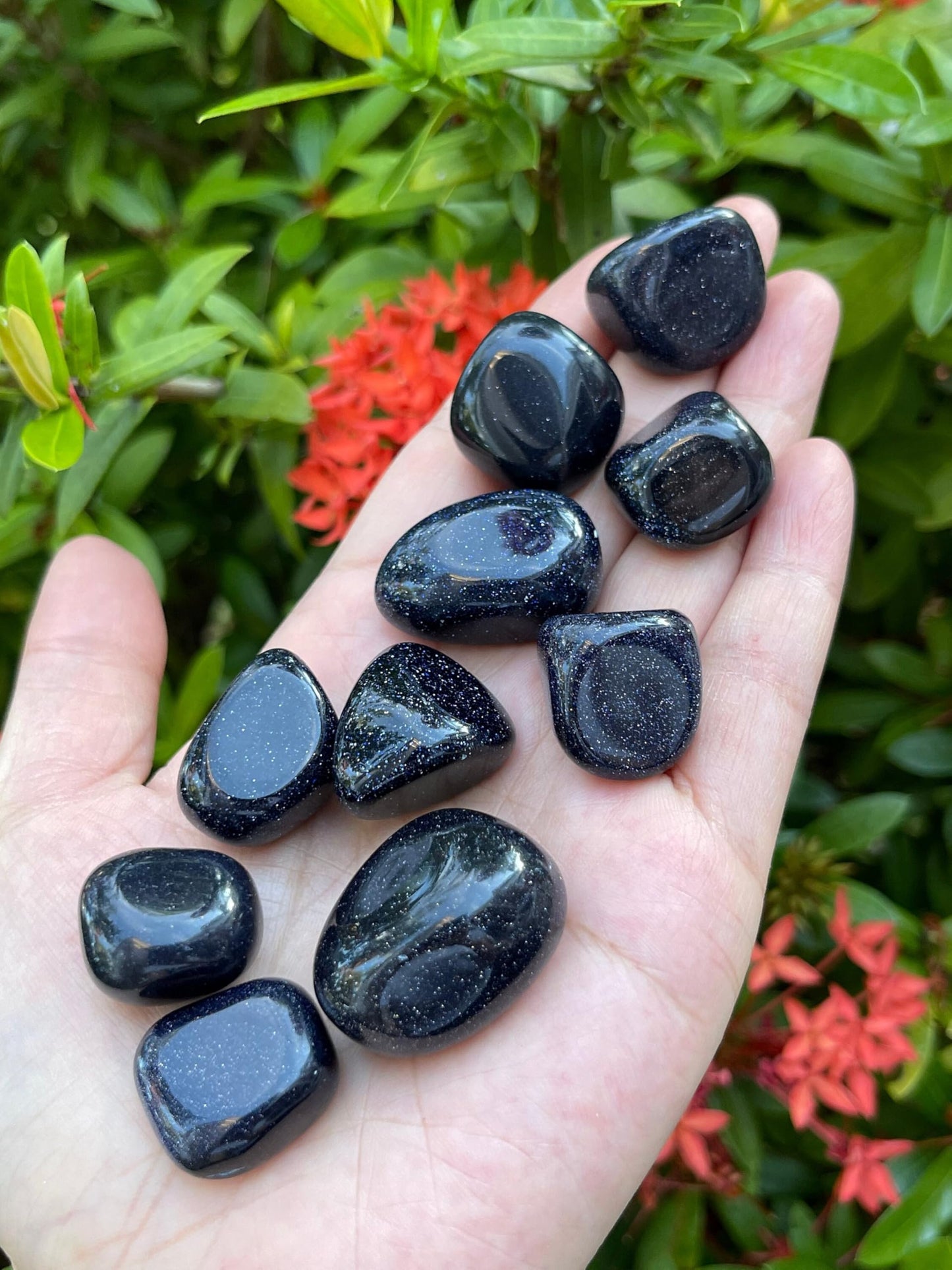 GAF TREASURES 5 Pcs Blue Goldstone Tumbled Stones, Polished Blue Goldstone Gemstone, Blue Goldstone Healing Crystals (Blue Goldstone)