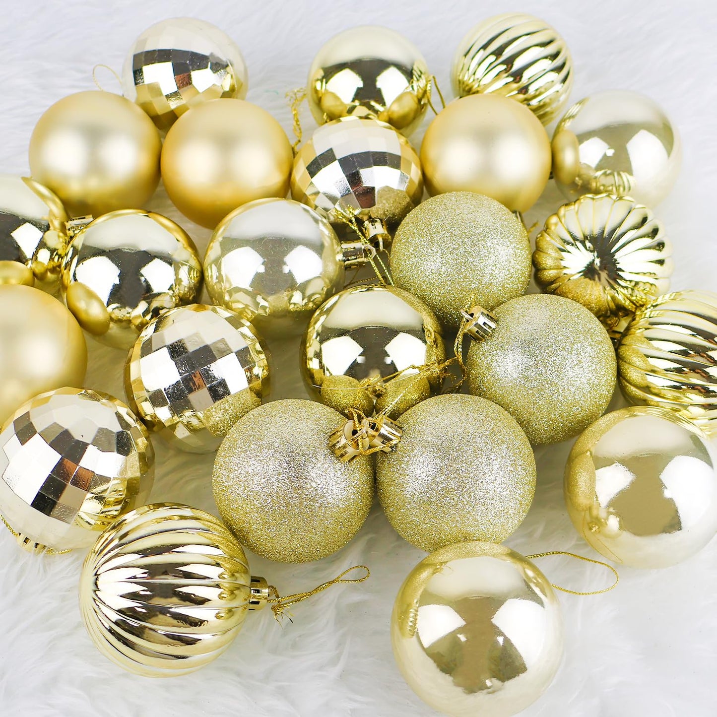 24ct Christmas Balls Ornaments, 2.36 Inch Christmas Tree Balls Ornaments, Decorative Baubles Decorations for Xmas Tree Decor Holiday Party, Champagne