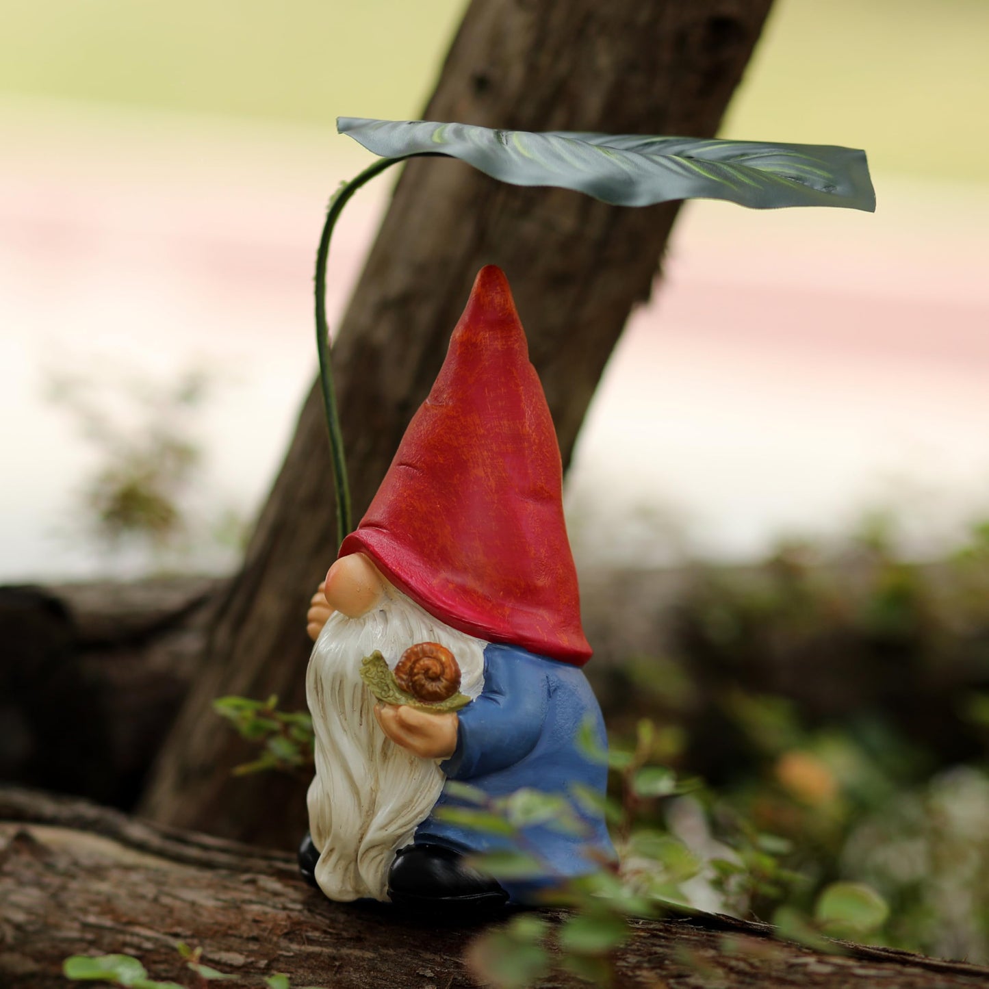 WSHMZYHOME Garden Gnome Statue Decoration with Leaf Umbrella, 6.5” Figurine Ornament for Indoor Outdoor Home Patio Yard Lawn, for Gnome Lovers & Garden Enthusiasts，Mom，Women