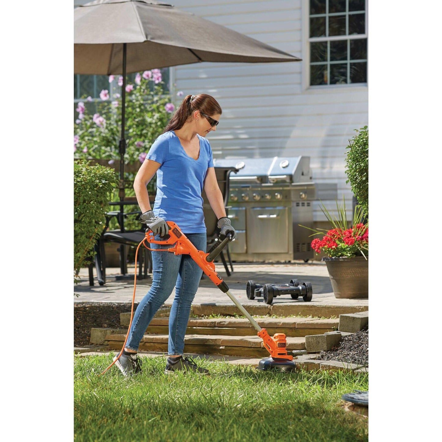 BLACK+DECKER Electric Lawn Mower, Weed Eater and Edger 3-in-1 Combo, Corded 12-Inch 6.5 Amp Electric Weed Wacker and Compact Push Mower (BESTA512CM)