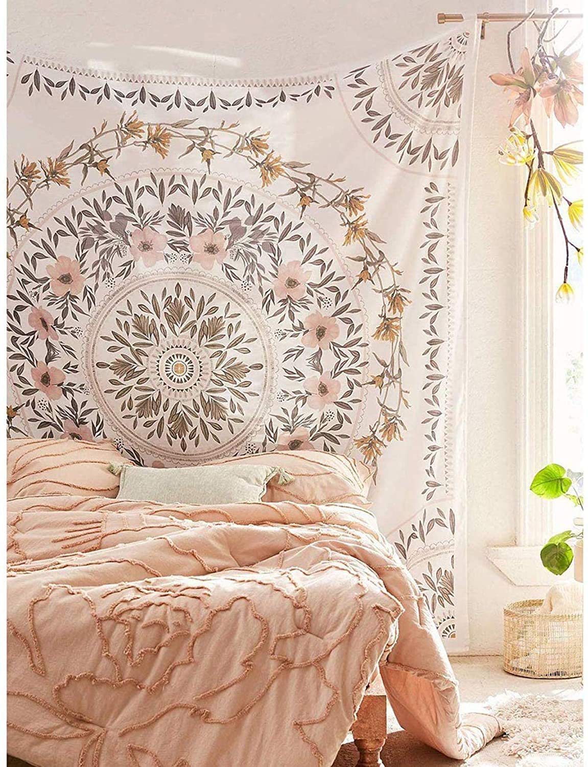Simpkeely Sketched Floral Medallion Tapestry, Bohemian Mandala Wall Hanging Tapestries, Indian Art Print Mural for Bedroom Living Room Dorm Home Décor 69 x 90 Inches (Mauve)