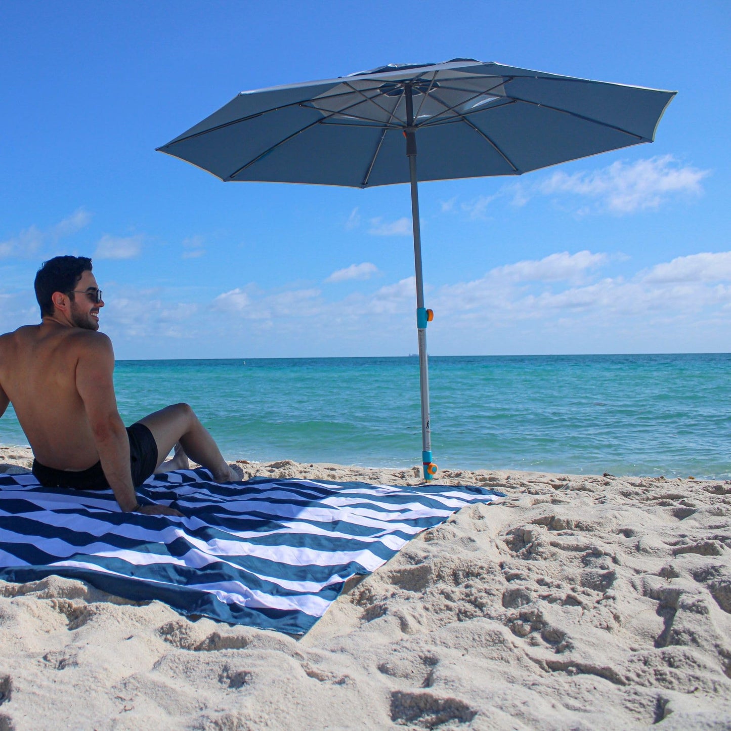 Handy Beach Umbrella with 10 Second Easy Setup Hammer In Anchor - 7ft Large Portable Heavy Duty High Wind Stability Beach Umbrellas For Sand-ASTM F3681 Safety Verified-Silver Coated UPF 55-2026 Model