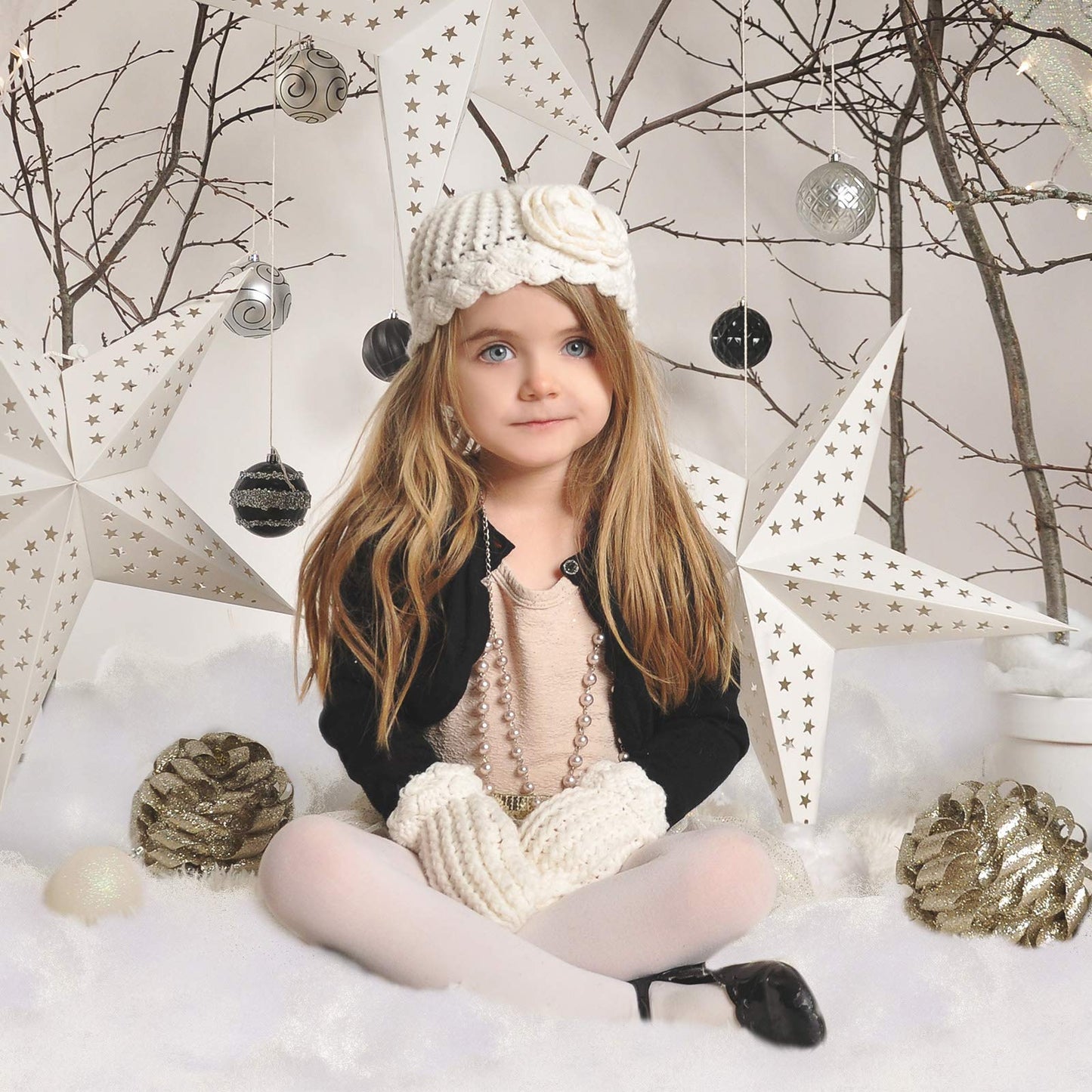 Sumind 2 Bags Fake Snow Decoration Fluffy Artificial Cotton Fiber Fluffy Fake Clouds Soft Blanket for Crafts Mantle Village Christmas Winter Indoor Home Decoration(White)