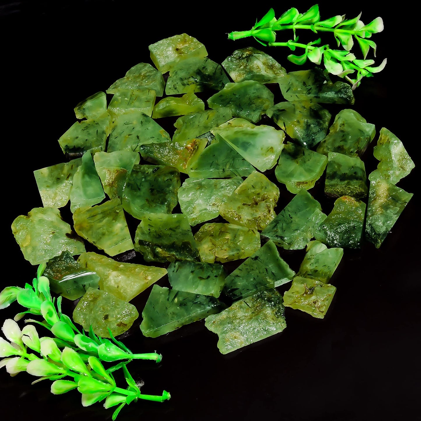 Natural Prehnite Raw Slice Gemstone- Healing Crystals for DIY Jewelry Making -Loose Natural Cabochon -Perfect for Crafting Unique Jewelry Designs (5 pcs, 25-35 mm)