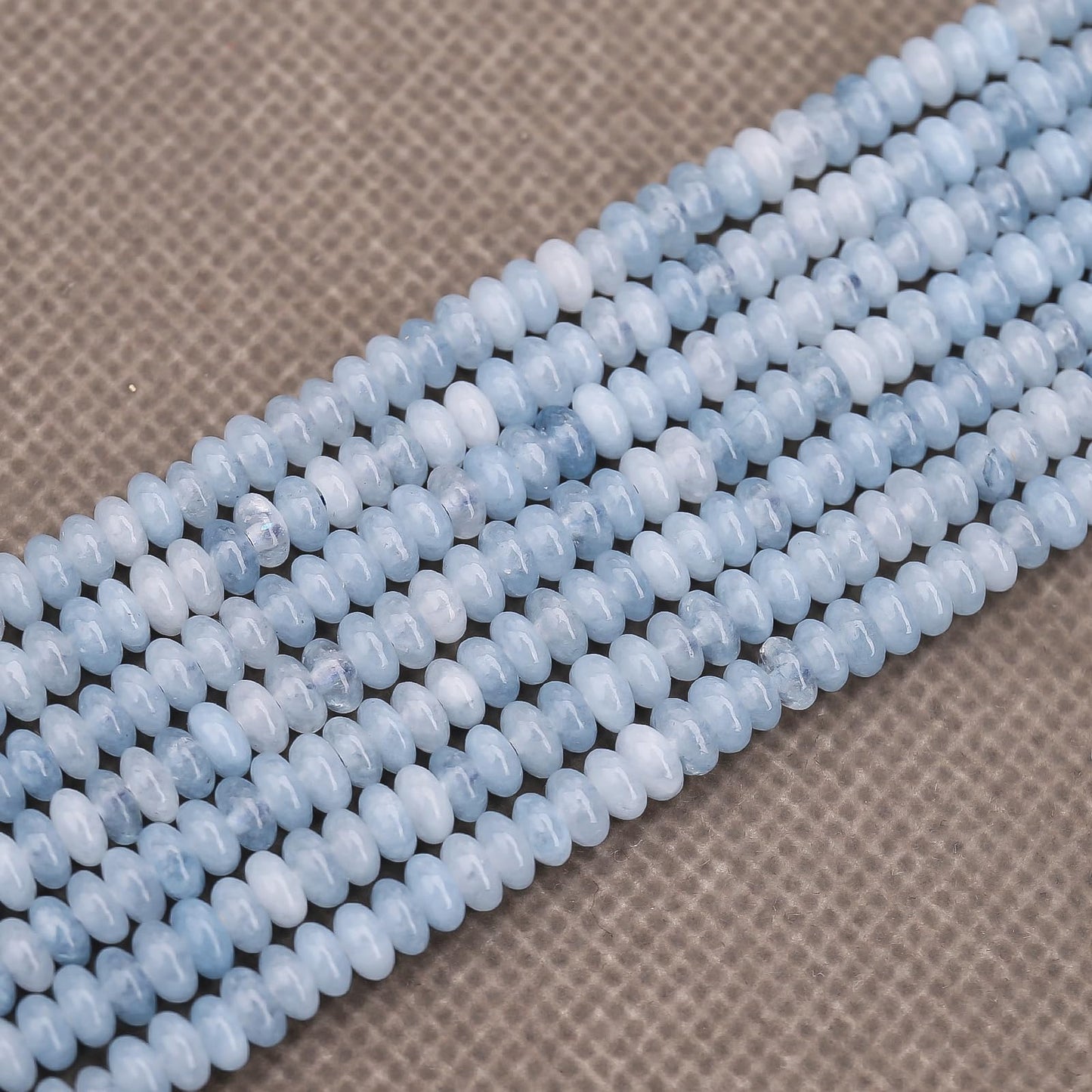 BONNY BOXX 1 Strand (150PCs) Natural 2 * 4mm Aquamarine Rondelle Beads, Natural Abacus Disk Stone Beads Loose Spacer Gemstone for DIY Bracelet Necklace Jewelry Making