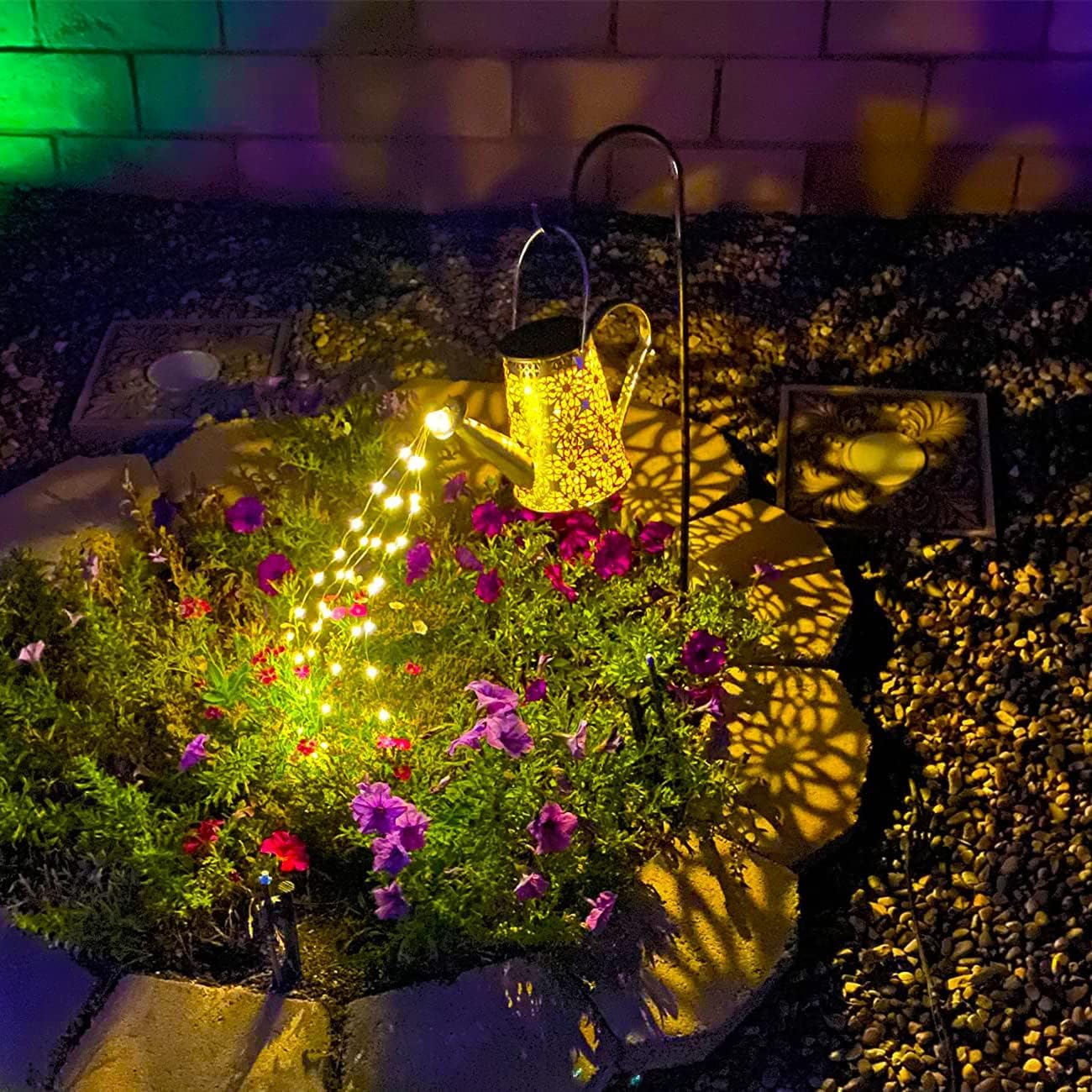 Solar Watering Can Lights, Large Retro Metal Hanging Solar Lights Outdoor Waterproof, Mother's Day Birthday Gifts for Women Mom Grandma Garden Yard Light LED Decoration Outside for Porch Lawn Patio
