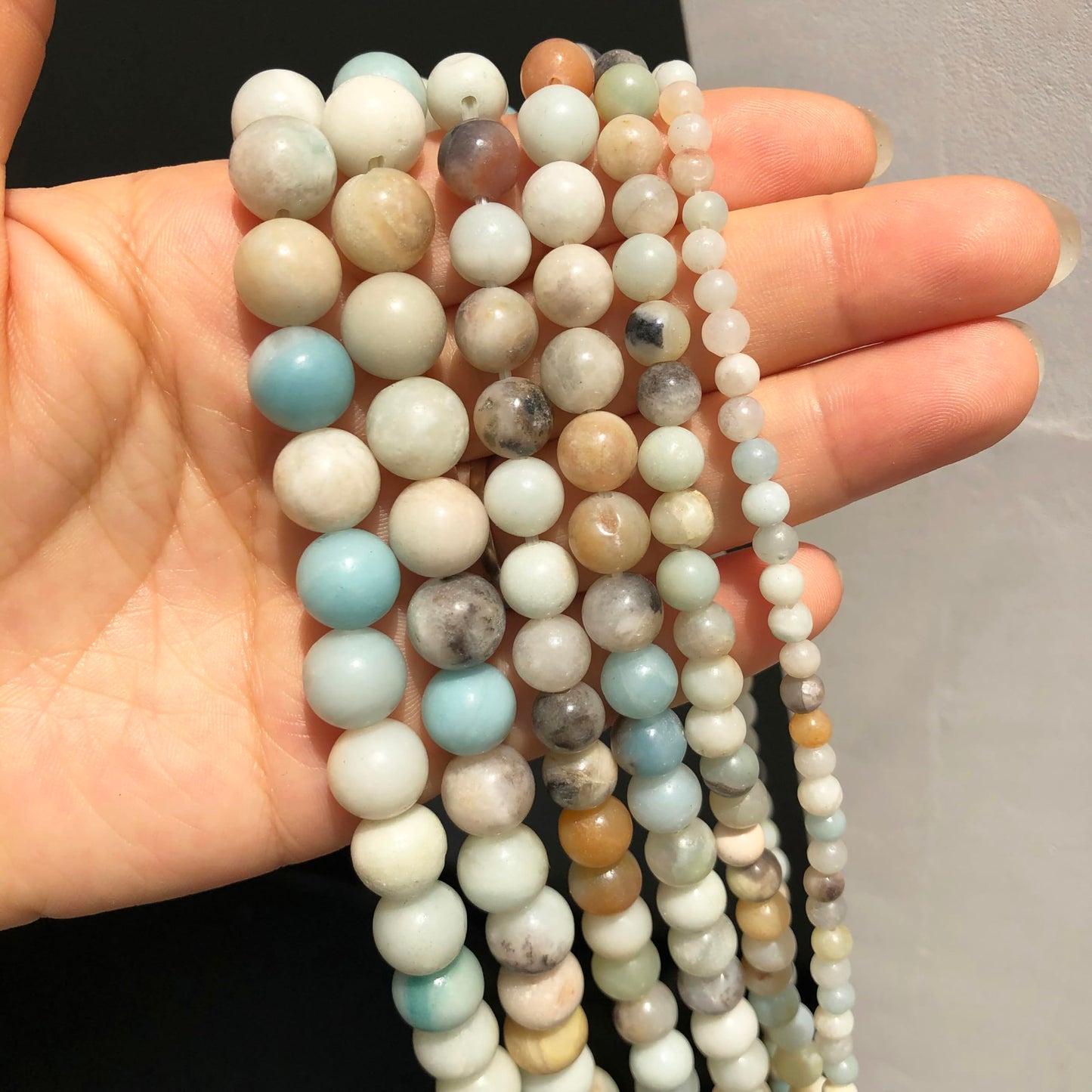 Yochus 45pcs Polish Amazonite Beads，8mm Healing Power Natural Stone Round Loose Gemstone Beads for Jewelry Making Earring Necklace DIY Crafts