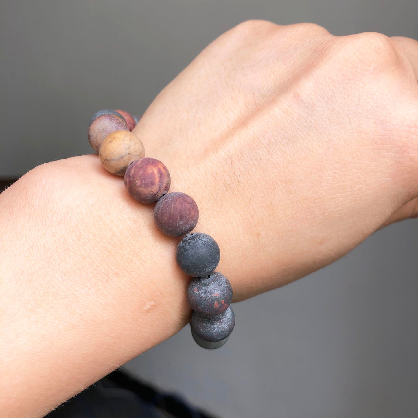 NITOPUPU 100Pcs 8mm Matte Picasso Jasper Beads for Jewelry Making, Natural Round Loose Gemstone Stone Bead for Necklace Bracelets, Crafts for Adults with Crystal Stretch Cord