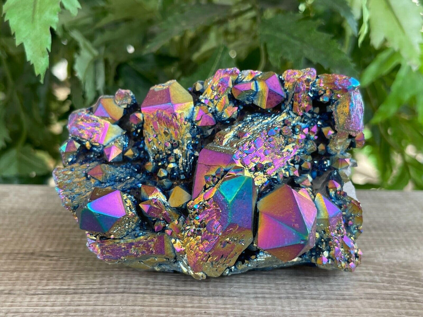 GAF TREASURES XL Raw Aura Rainbow Quartz Clusters, 3-4" Natural Rough Aura Rainbow Quartz Clusters, Aura Rainbow Quartz Clusters Healing Rough Crystal (Aura Rainbow Quartz Clusters, 0.5-1 lb)