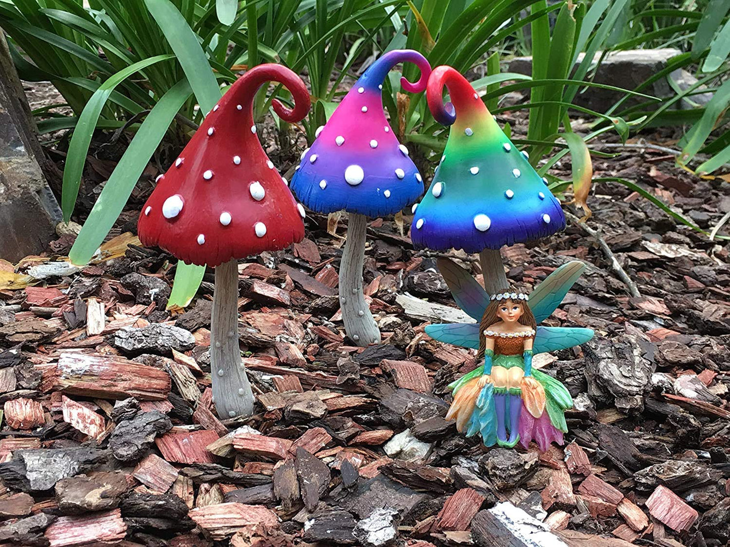 GlitZGlam Daisy The Gorgeous Miniature Fairy for Your Fairy Garden/Miniature Garden