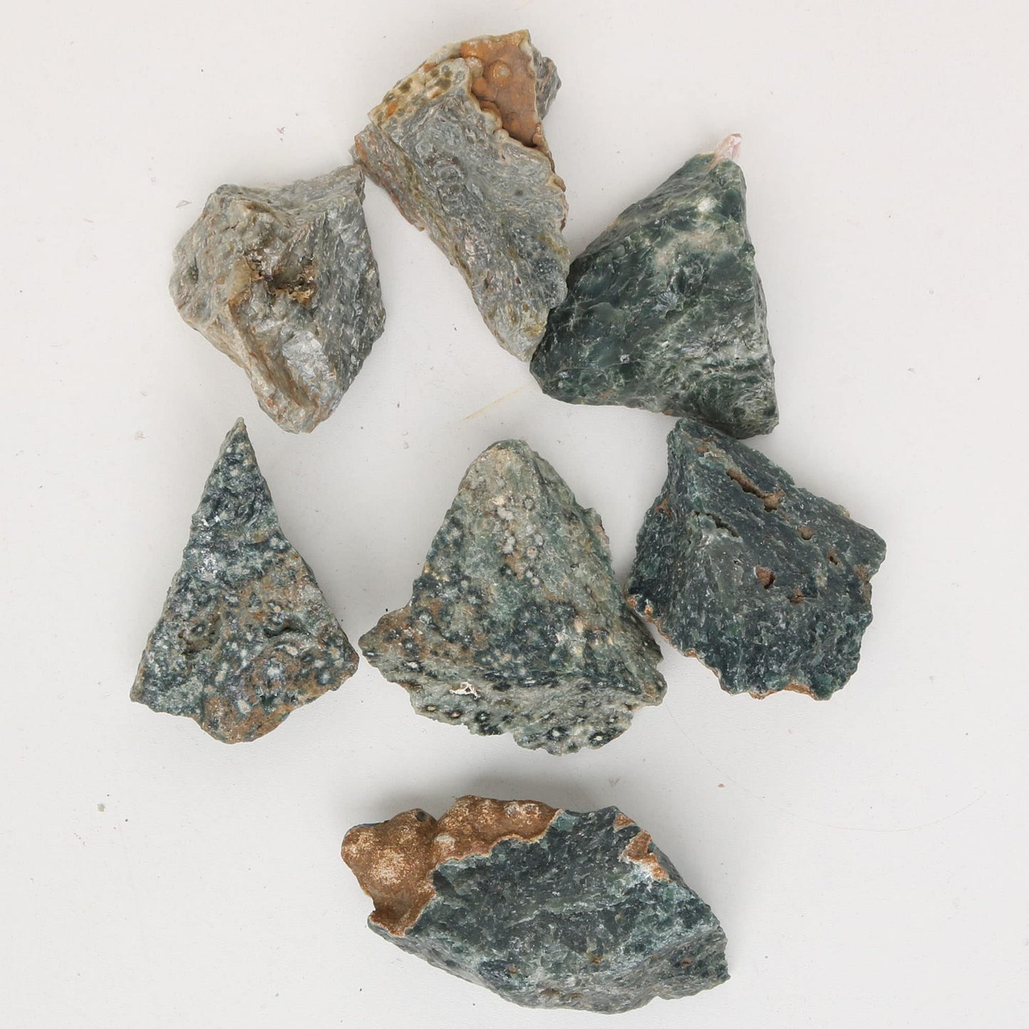 REAL-GEMS Natural Raw Healing Crystals Rough Stones for Tumbling, Cabbing, Polishing, Wire Wrapping, Wicca & Reiki Crystal Healing, Mix Gemstones,7 Chakra (Green Parenite)